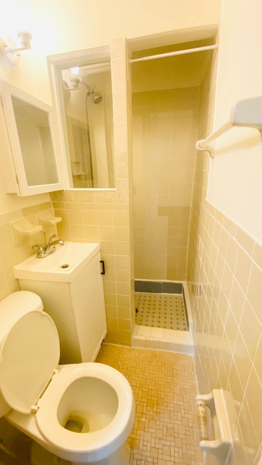 #6 photo, 3rd Ave & 101st Street, Бруклин ‖ Fort Hamilton , NY 11209