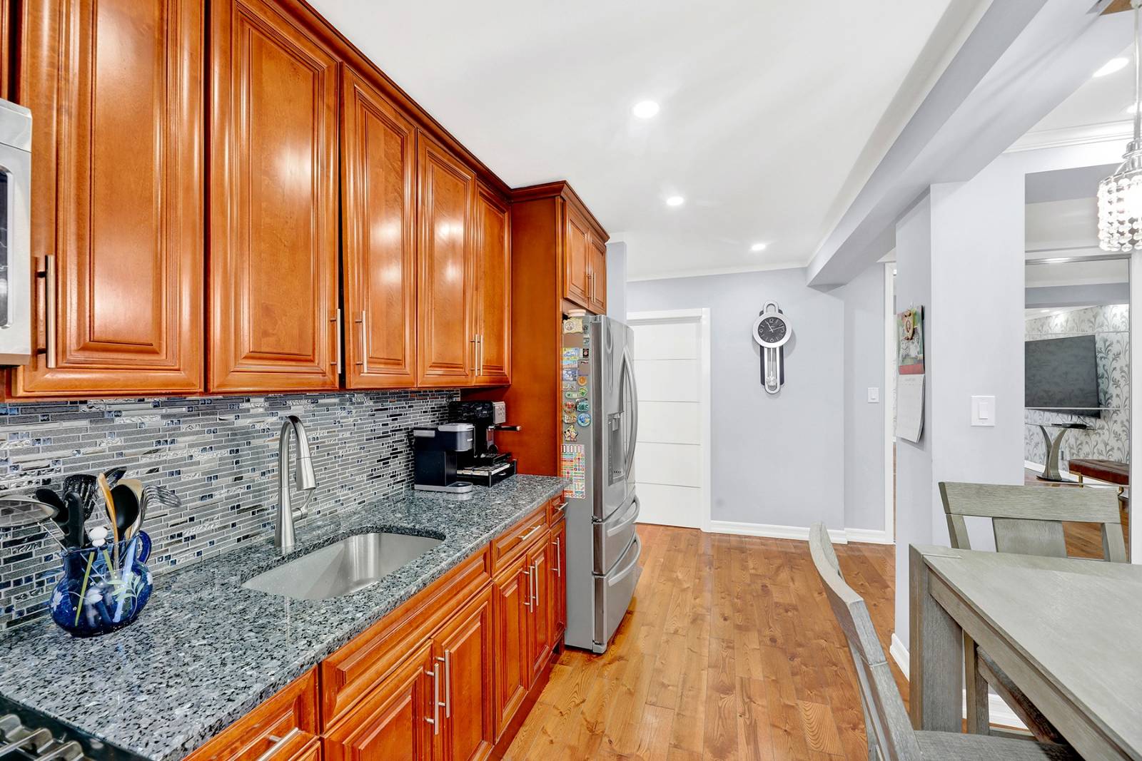 #11 photo, 2241 Plumb 1st St, #5M, Marine Park , NY 11229