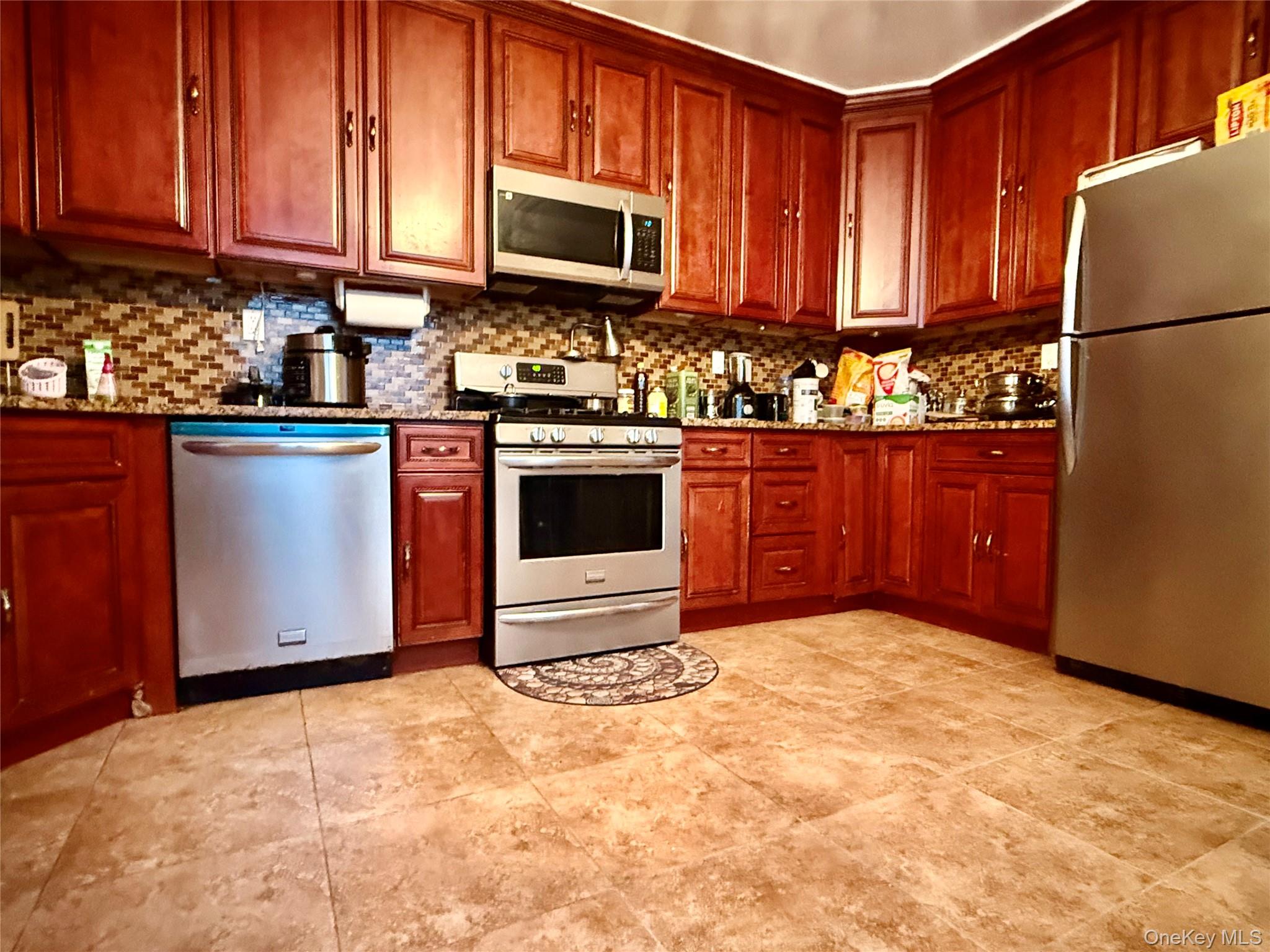 #12 photo, 54-05 68th Street, Maspeth , NY 11378