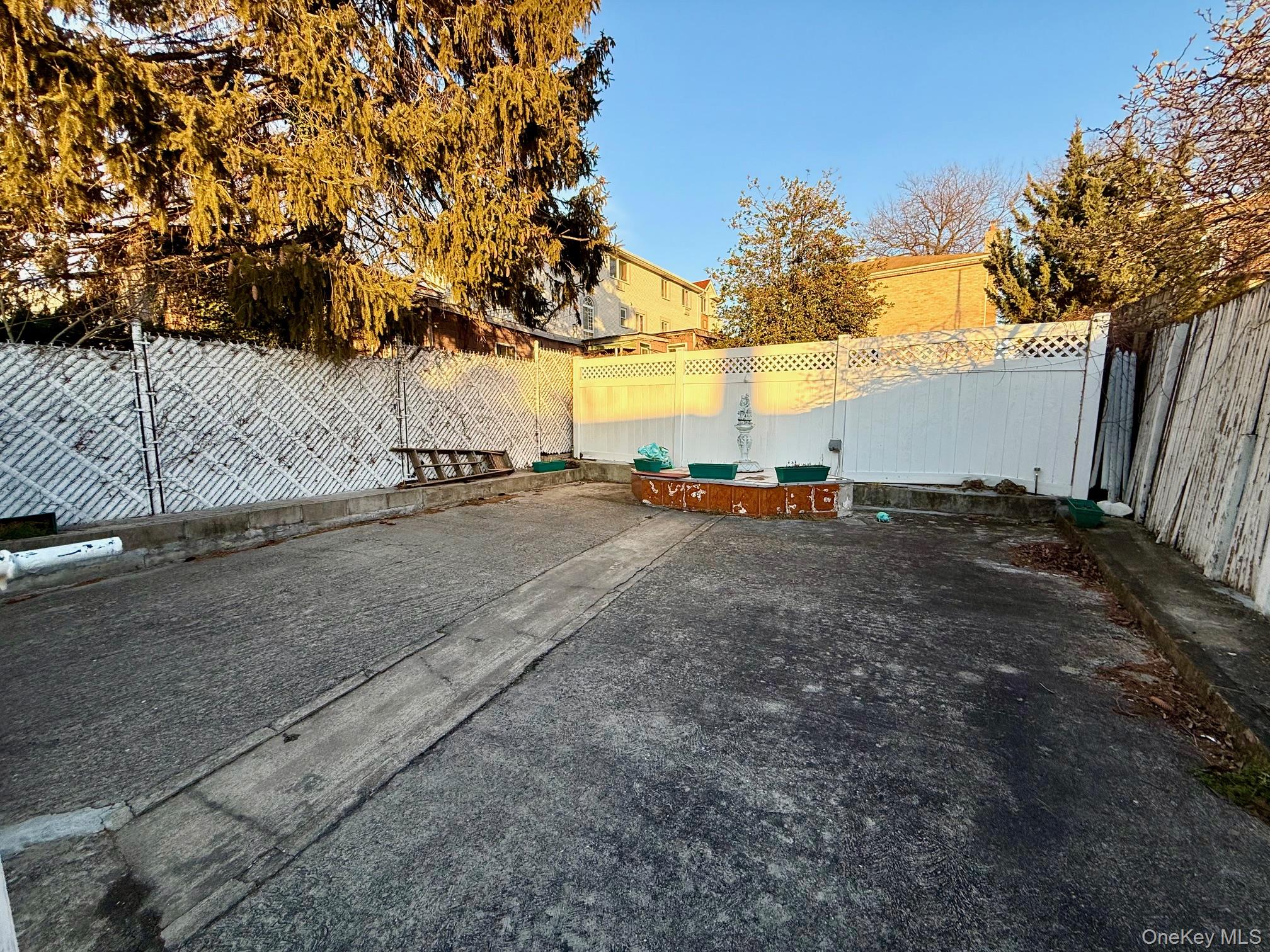 #3 photo, 54-05 68th Street, Maspeth , NY 11378