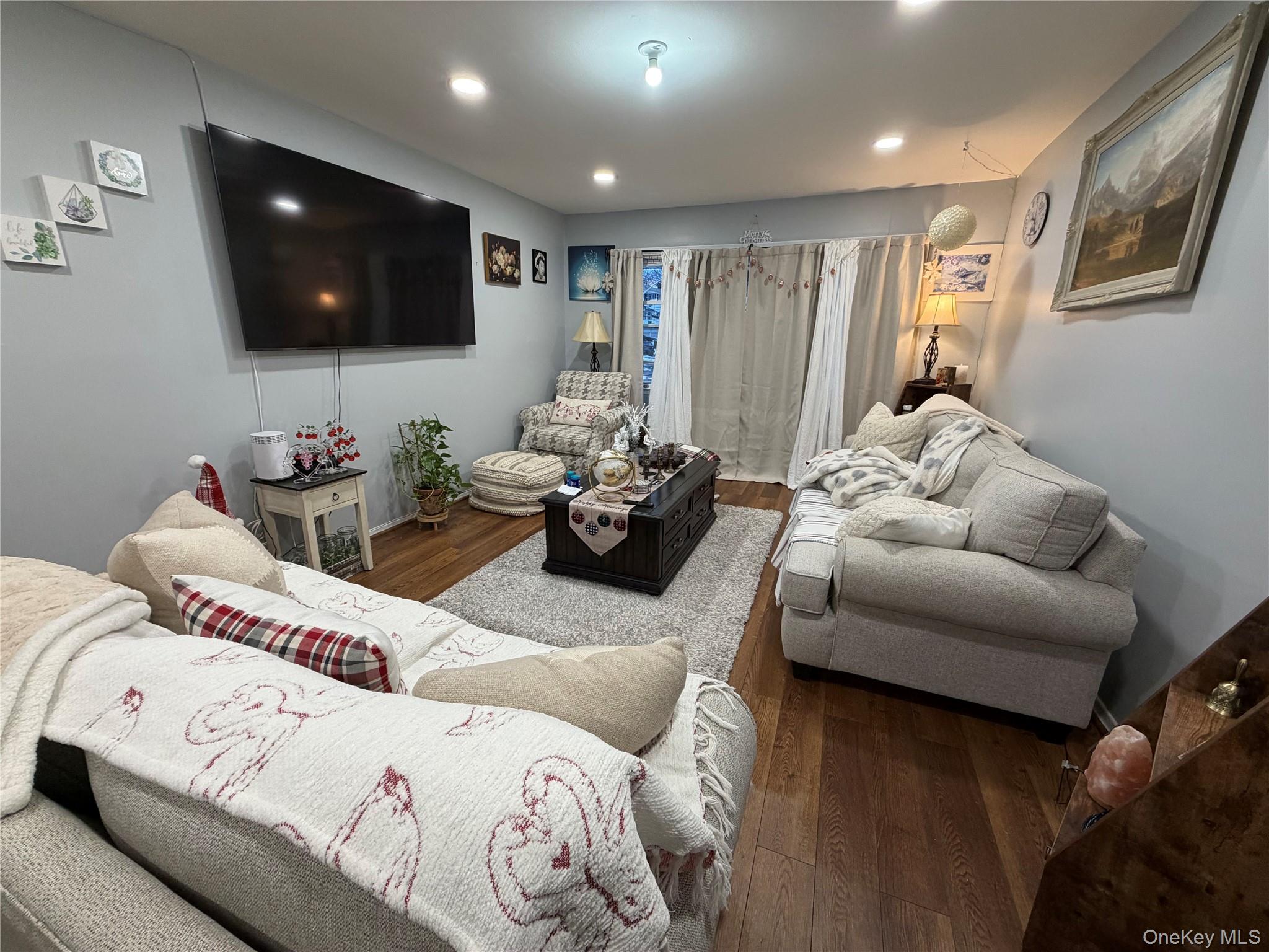 #12 photo, 43 Valerie Drive, 뉴욕주 Yonkers , NY 10703