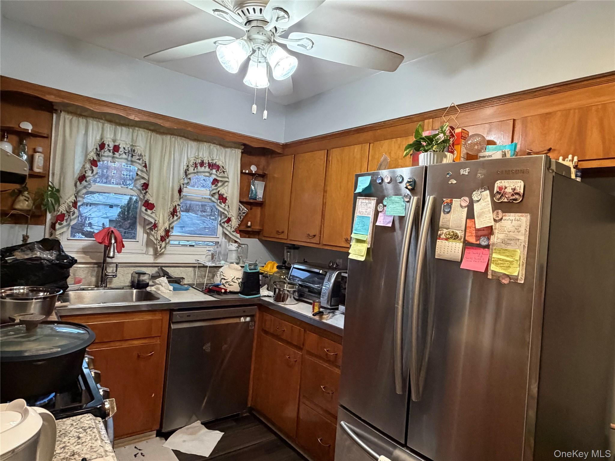 #19 photo, 43 Valerie Drive, 뉴욕주 Yonkers , NY 10703