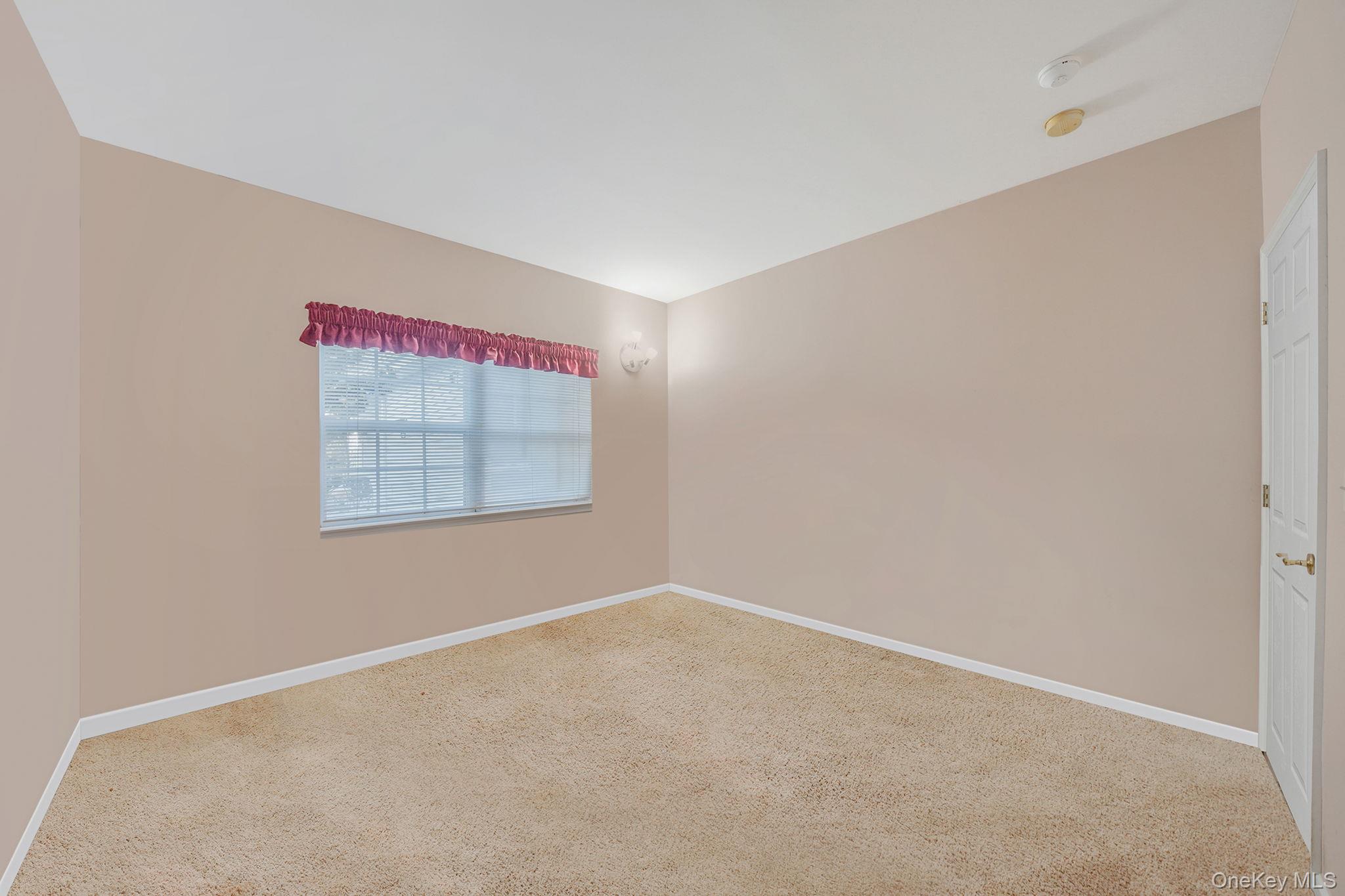 #18 photo, 554 Mirror Pond Court, Moriches , NY 11955