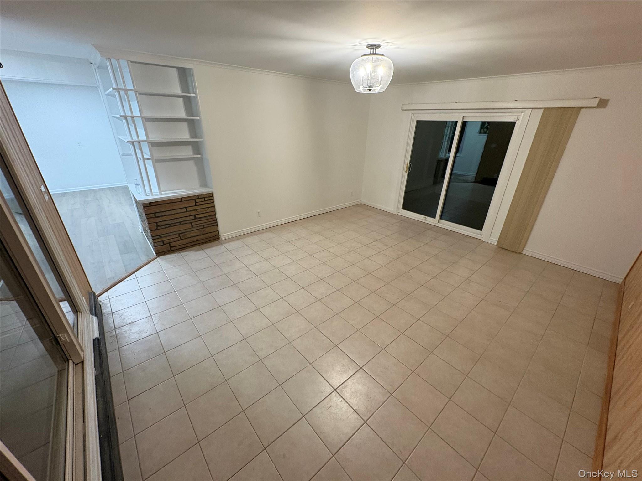 #5 photo, 20 Bogota Road, Саффолк ‖ Mastic Beach , NY 11951