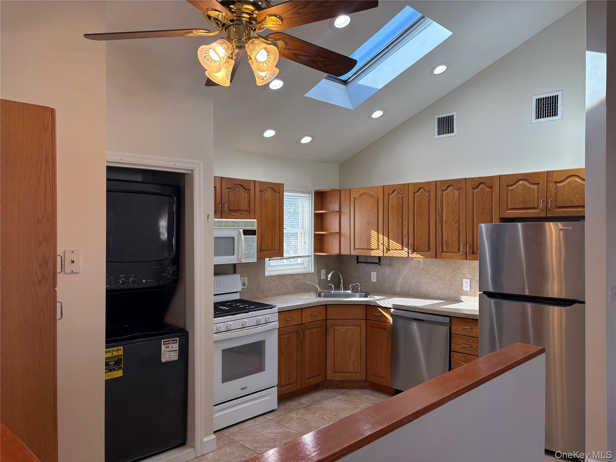 #4 photo, 1214 August Road, North Babylon , NY 11703