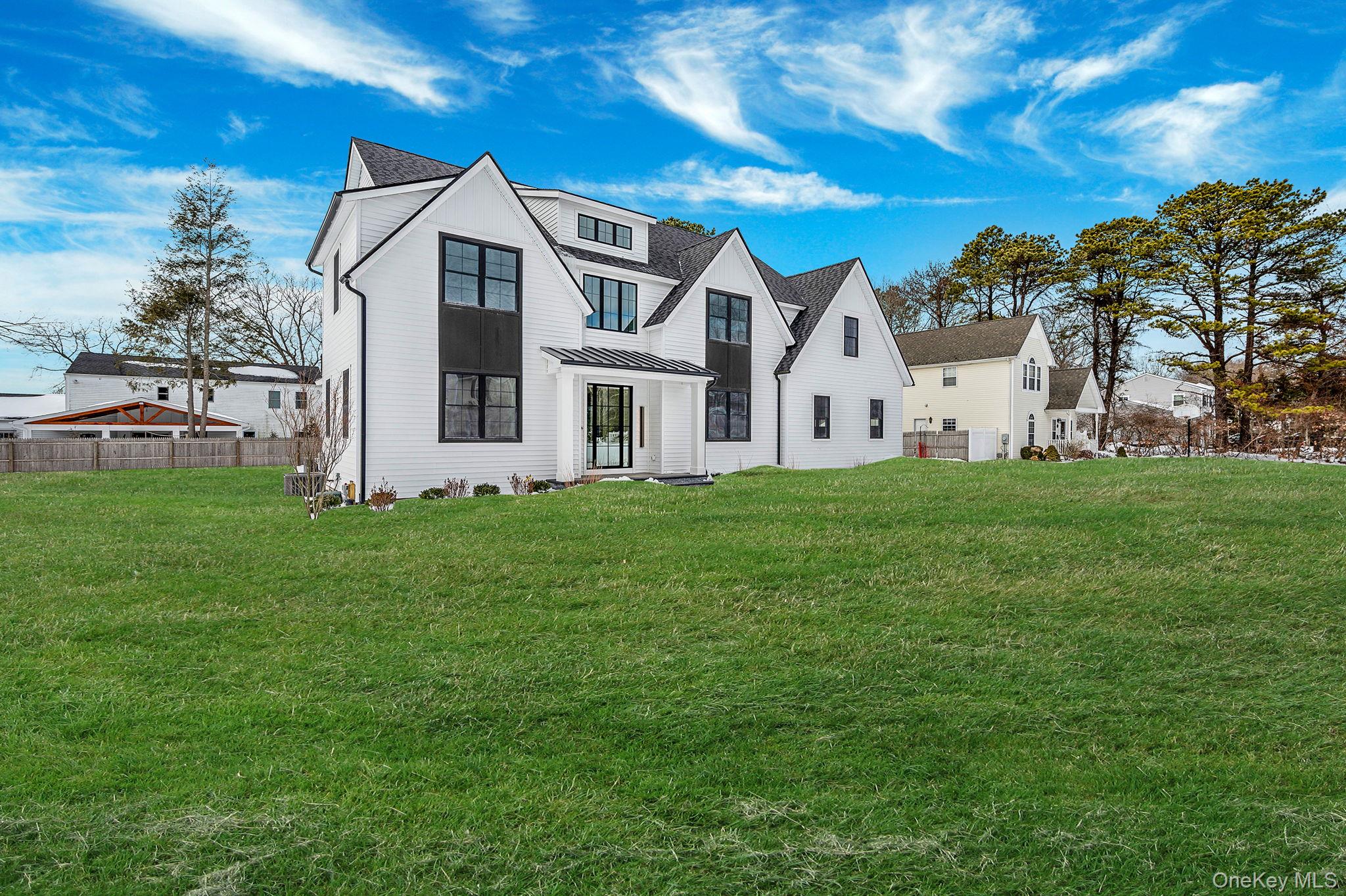 #3 photo, 458 Harrison Avenue, サフォーク郡 Miller Place , NY 11764