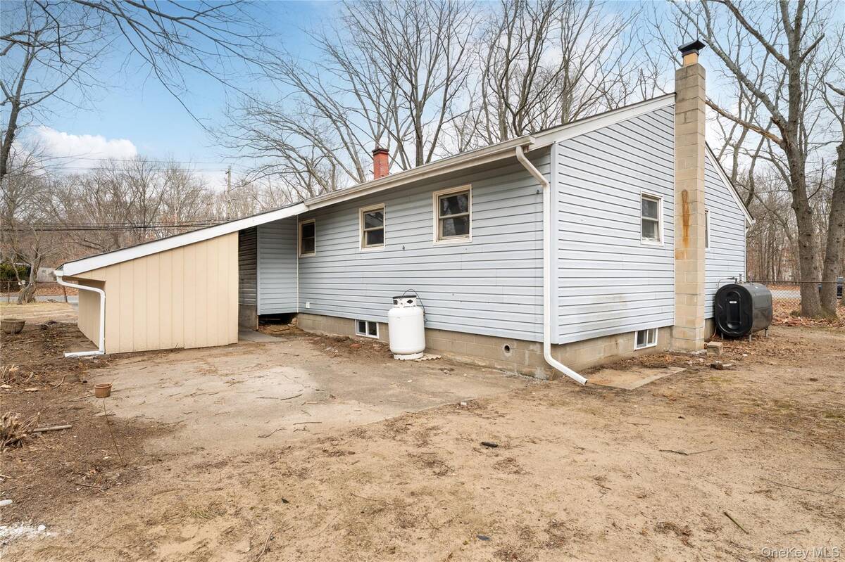 #21 photo, 48 Hawkins Road, מחוז סאפוק Centereach , NY 11720