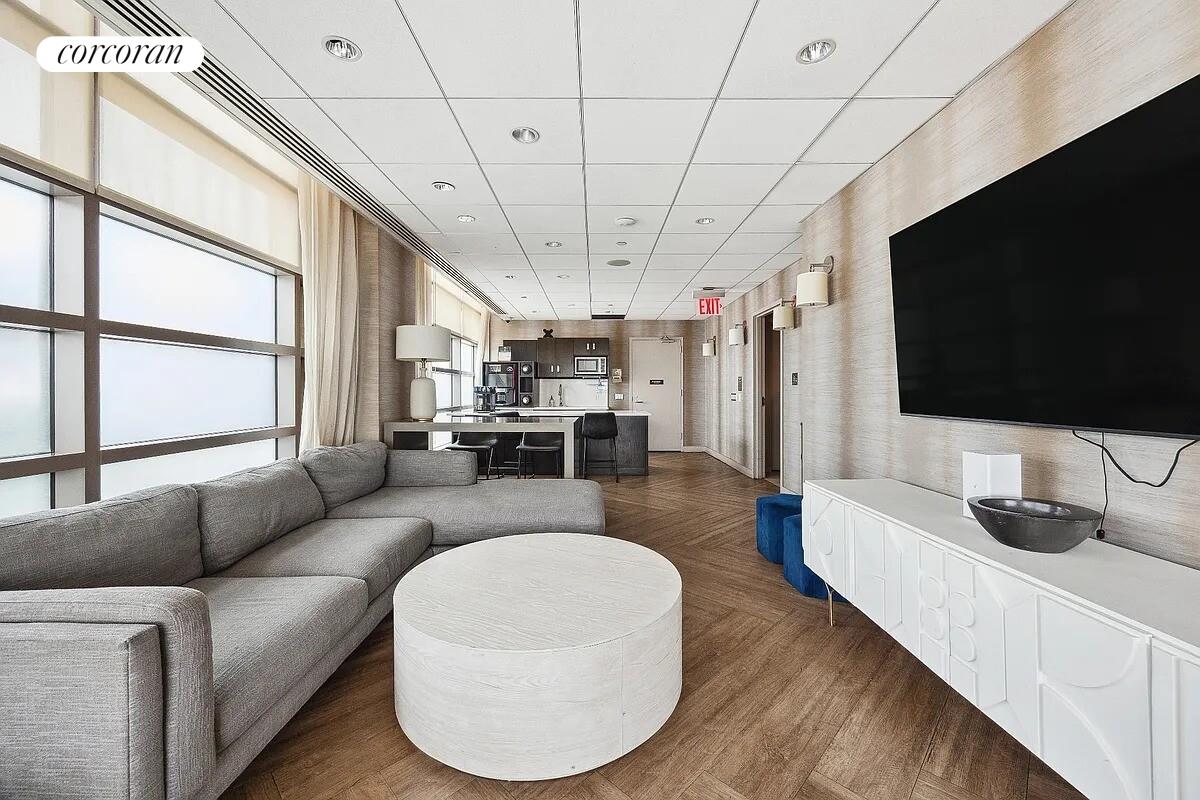 #16 photo, 217 E 96TH Street, Манхэттен ‖ Yorkville , NY 10128