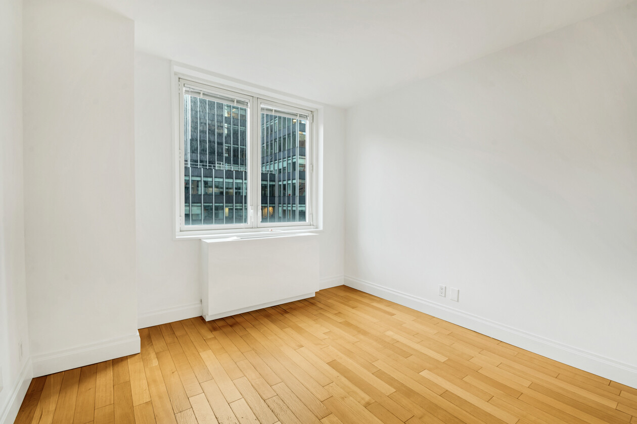 #7 photo, New York City, Turtle Bay , NY 10017