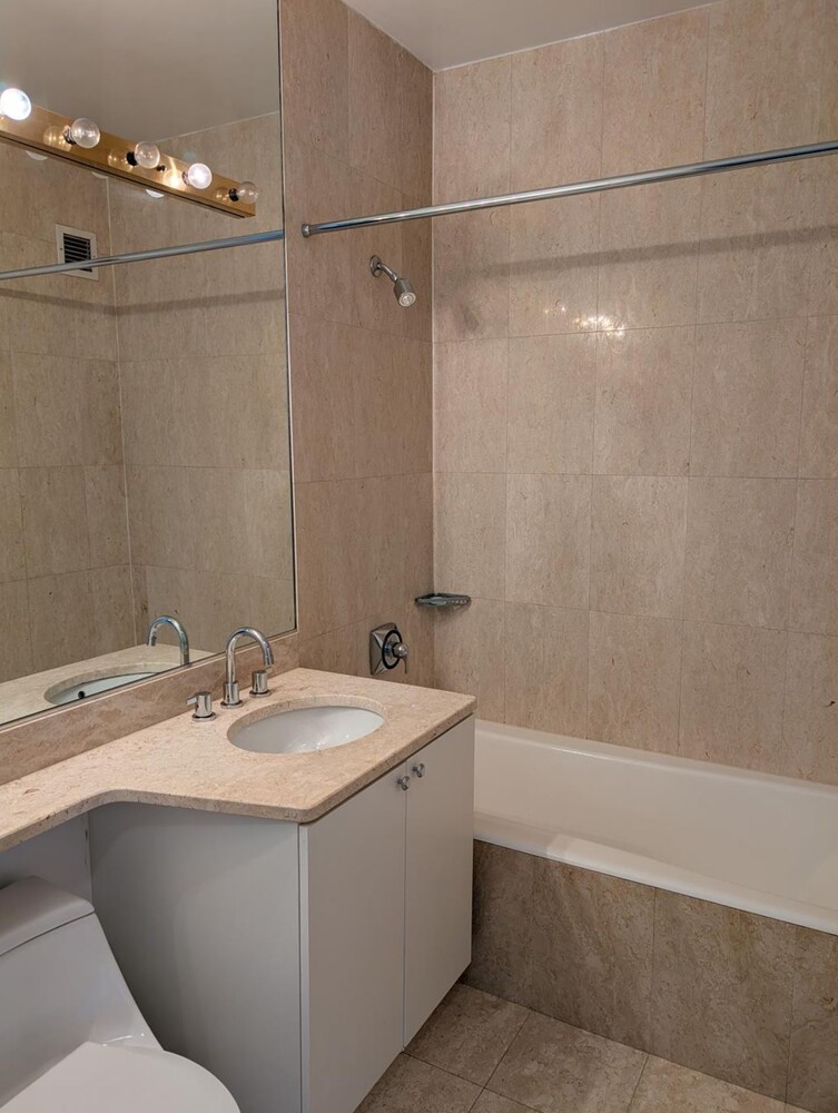 #8 photo, New York City, Lincoln Square , NY 10023