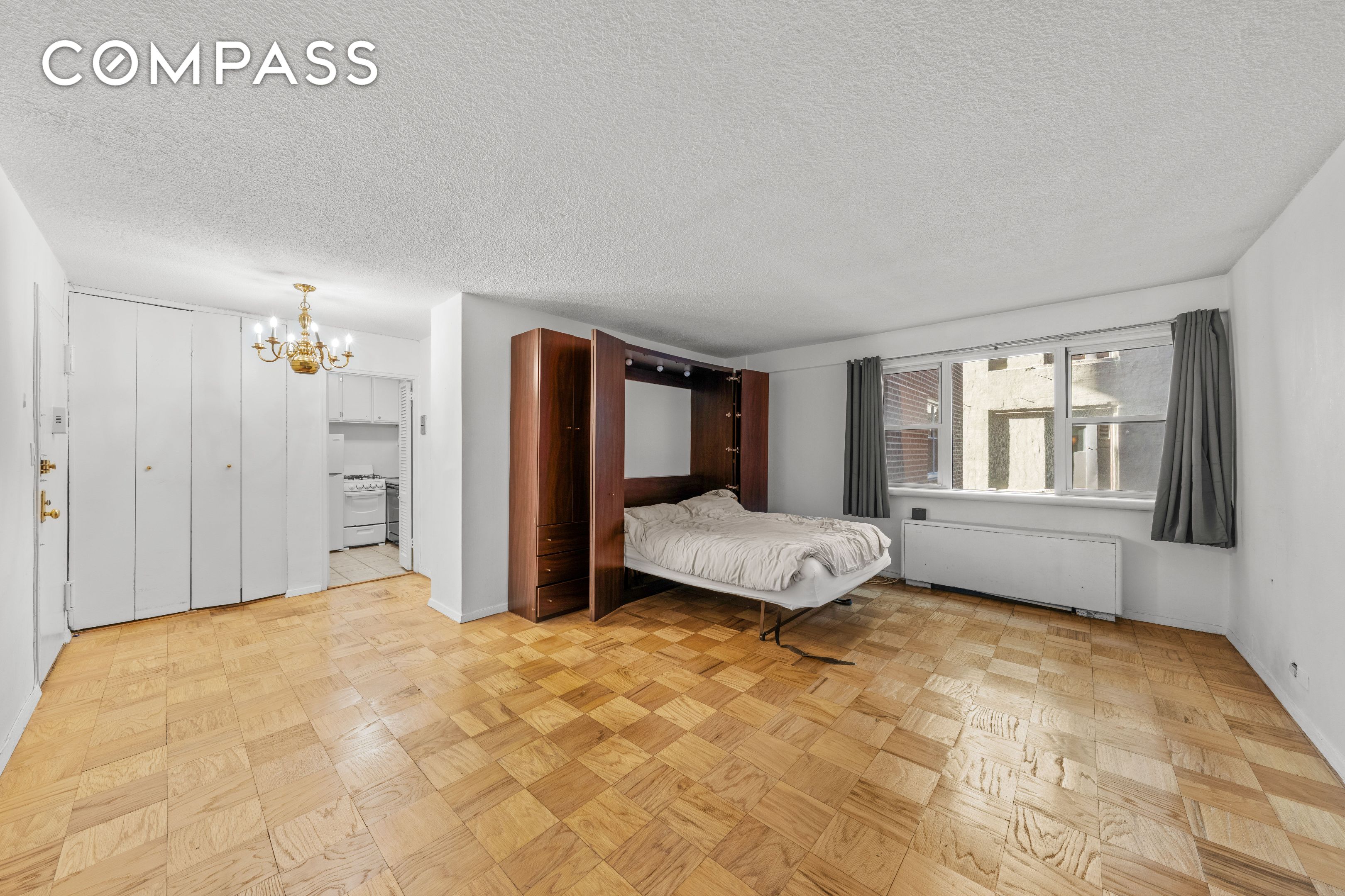 #6 photo, 77 E 12th Street, Greenwich Village , NY 10003