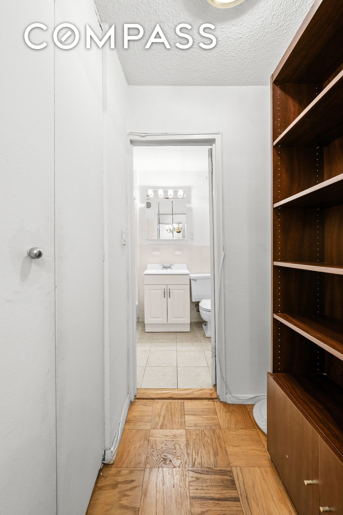 #9 photo, 77 E 12th Street, Greenwich Village , NY 10003