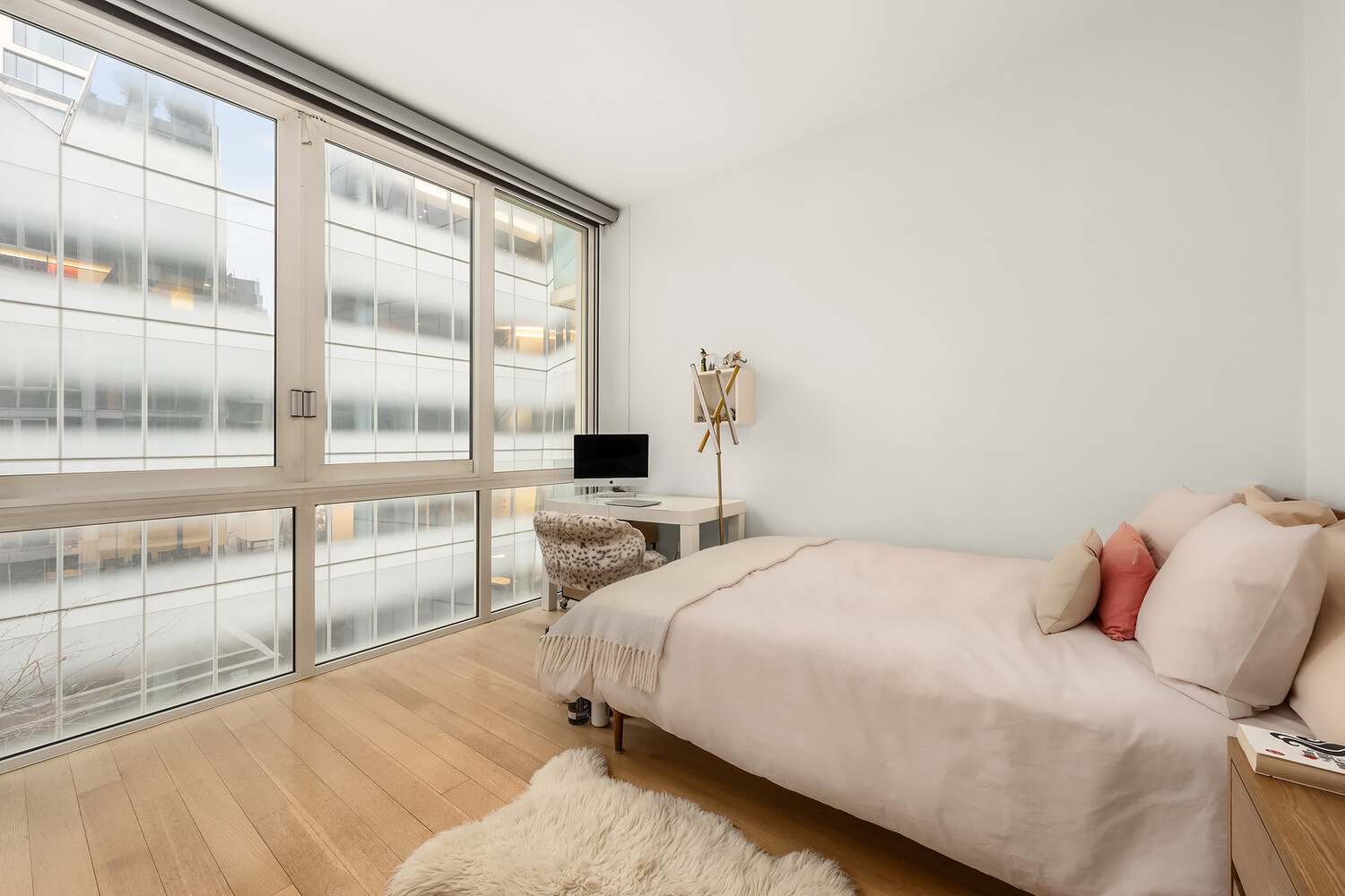 #16 photo, 524 W 19TH Street, Манхэттен ‖ Chelsea , NY 10011