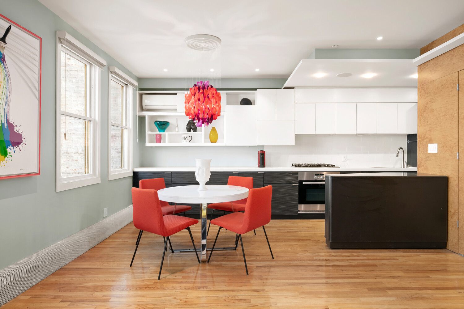 #4 photo, 407 E 12TH Street, East Village , NY 10009