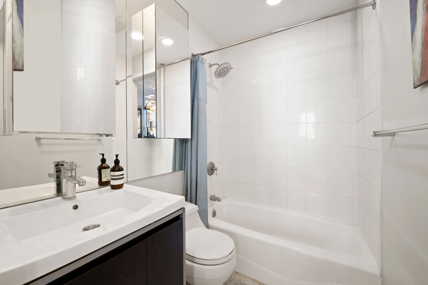 #6 photo, 407 E 12TH Street, East Village , NY 10009