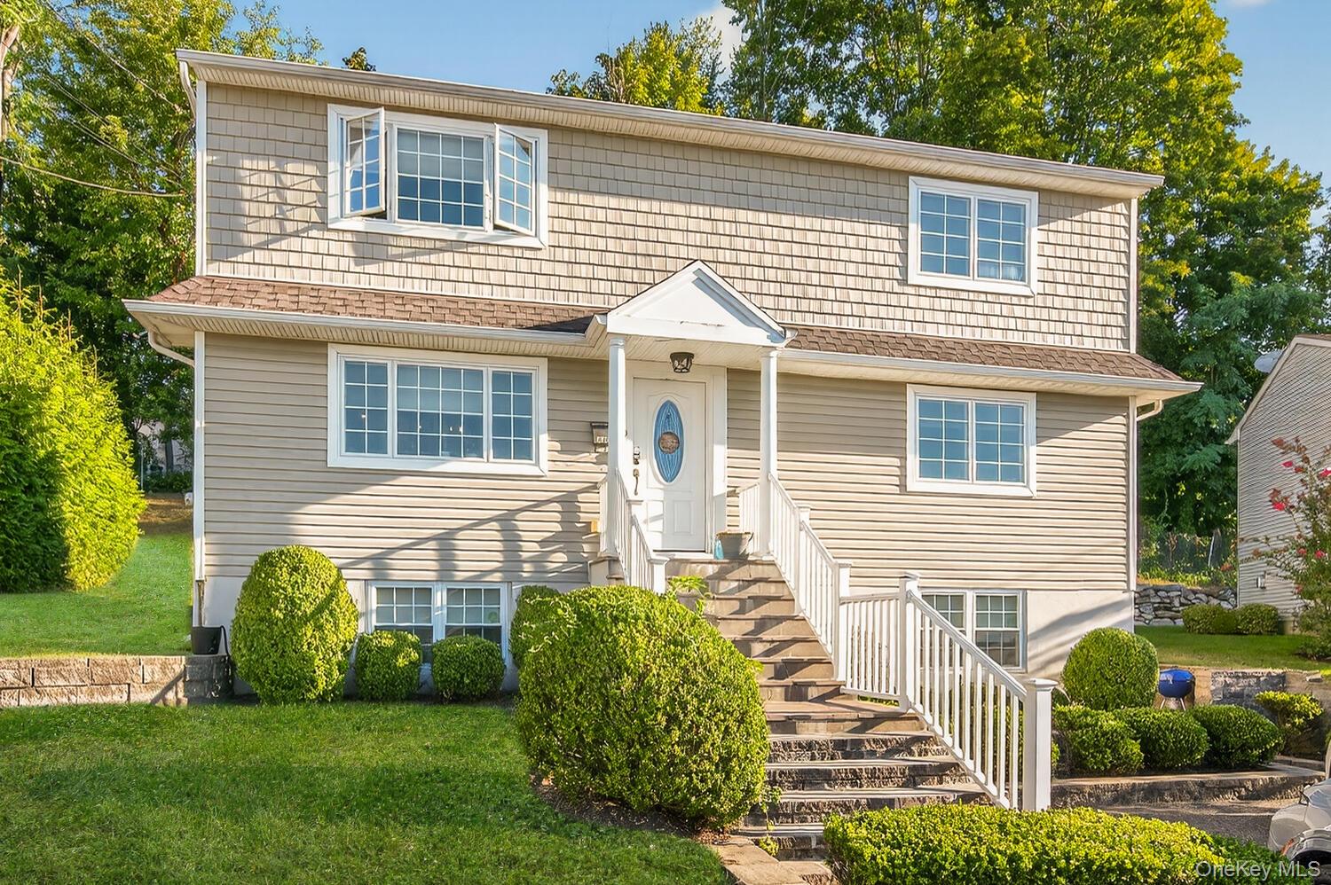 #1 photo, 10 Lee Gray Court, 長島 Glen Cove , NY 11542