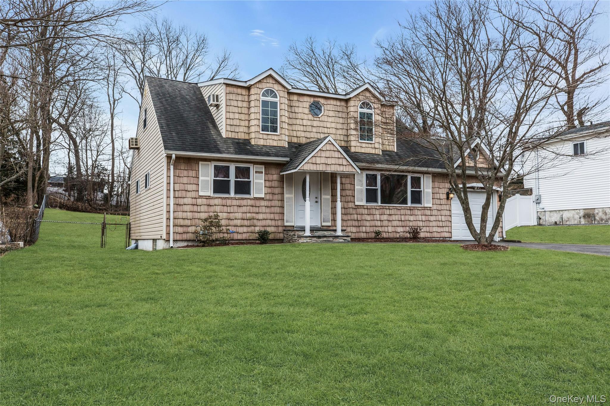 #1 photo, 46 Falcon Drive, Hauppauge , NY 11788