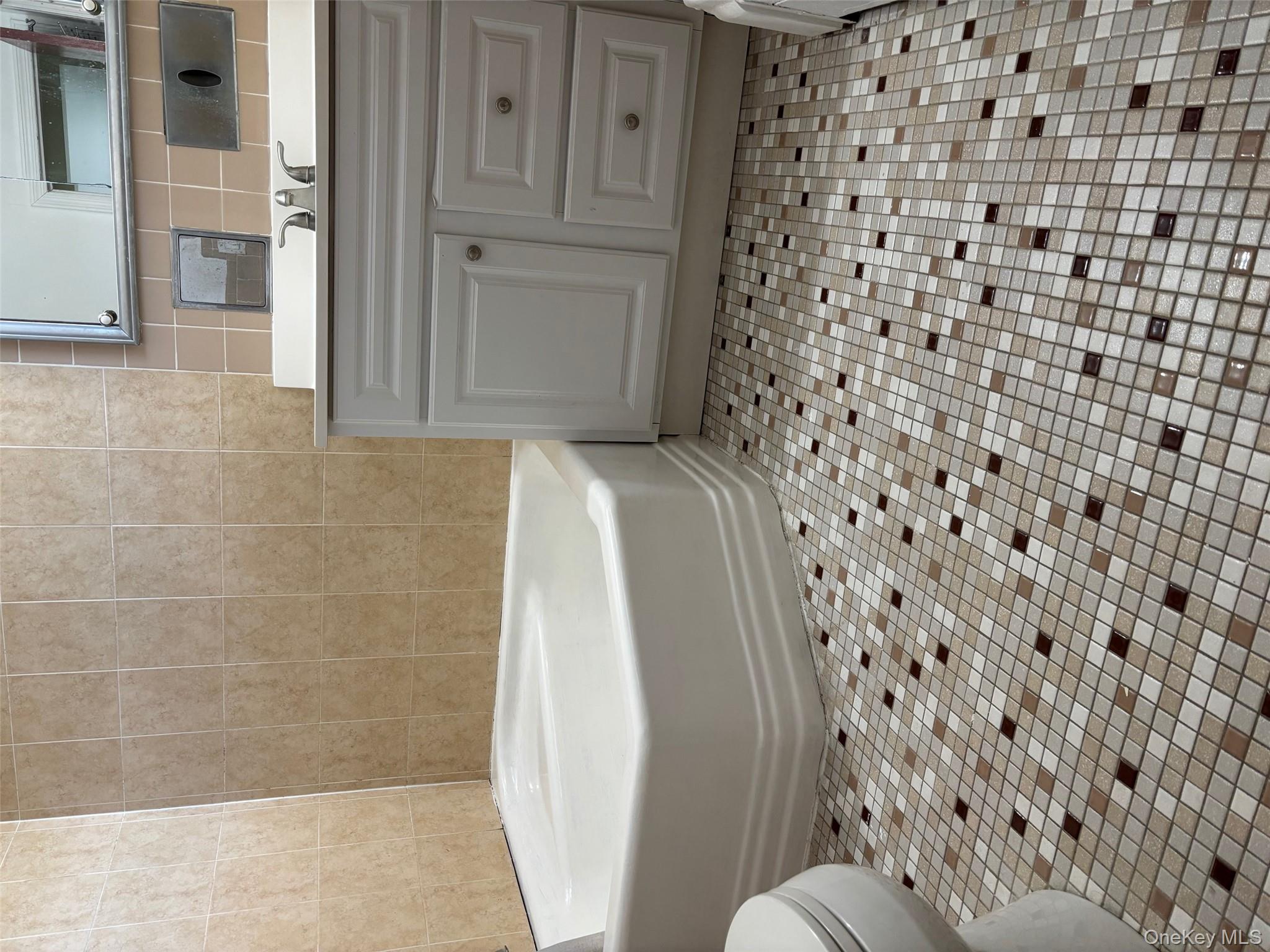 #11 photo, 73 Luchon Street, Long Beach , NY 11561