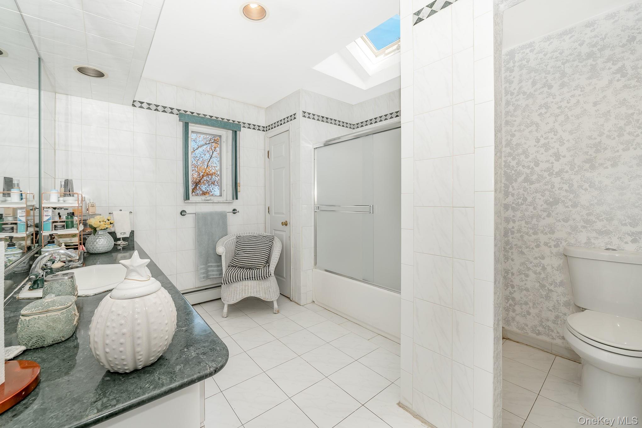 #17 photo, 824 Lawrence Court, West Hempstead , NY 11552