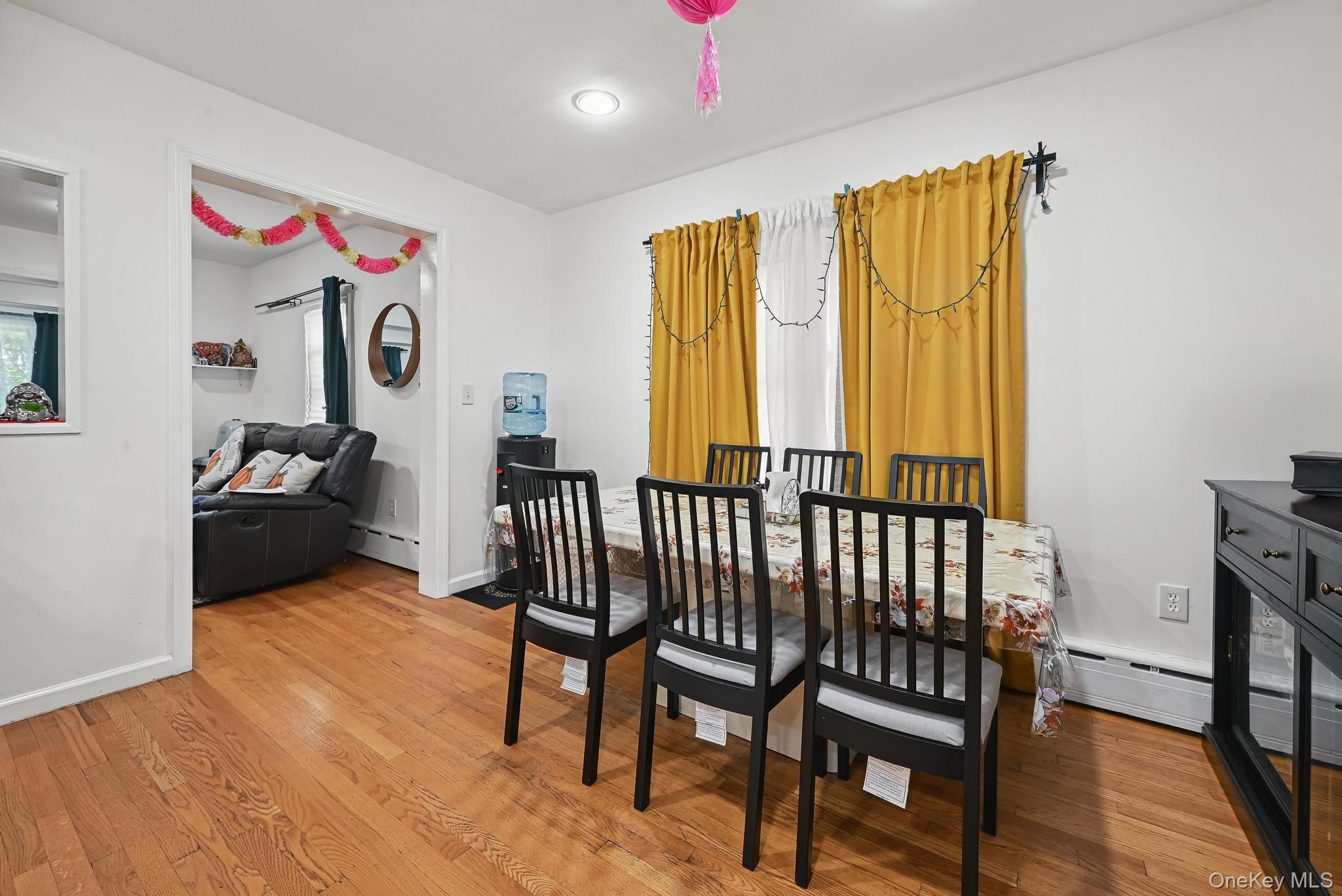 #4 photo, 13 Herbert Avenue, מחוז נסאו Port Washington , NY 11050