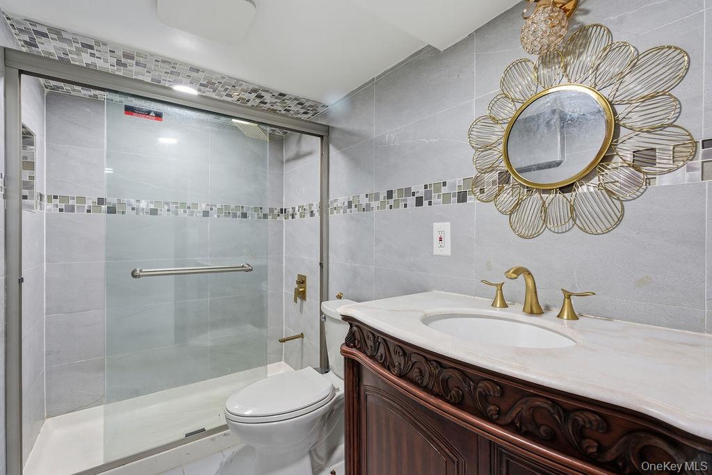 #10 photo, 160-09 86th Street, कुईंस Howard Beach , NY 11414