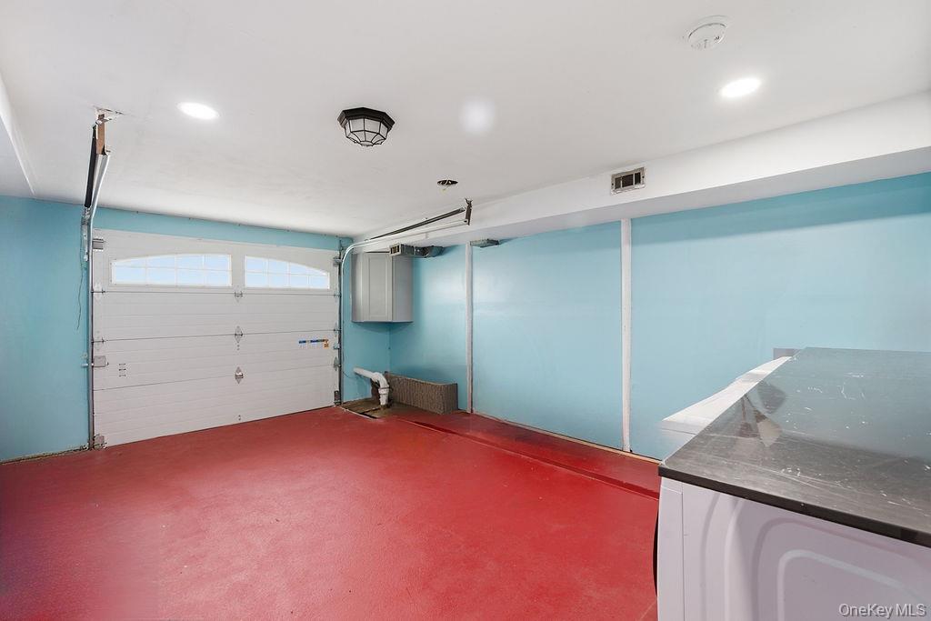 #7 photo, 160-09 86th Street, कुईंस Howard Beach , NY 11414