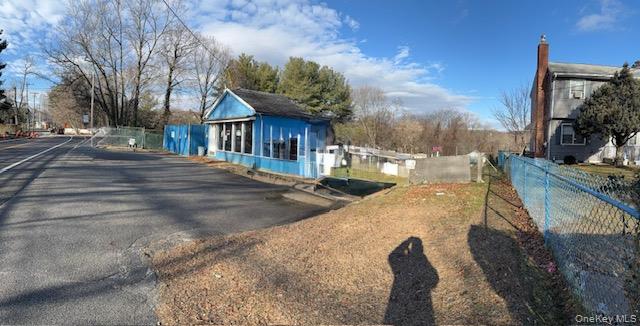 #10 photo, 214 Dobbs Ferry Road, White Plains , NY 10607