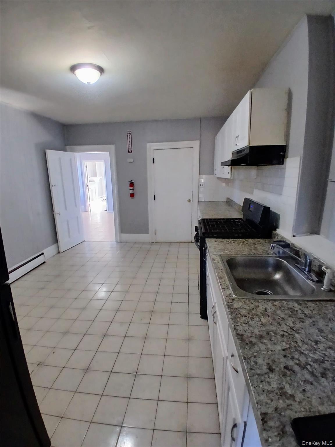 #3 photo, 40 Benkard Avenue, Newburgh , NY 12550