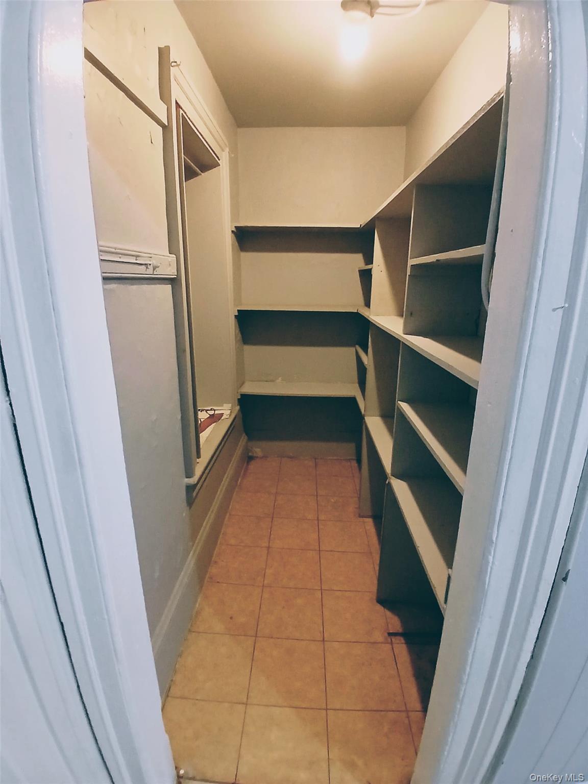 #4 photo, 40 Benkard Avenue, Newburgh , NY 12550