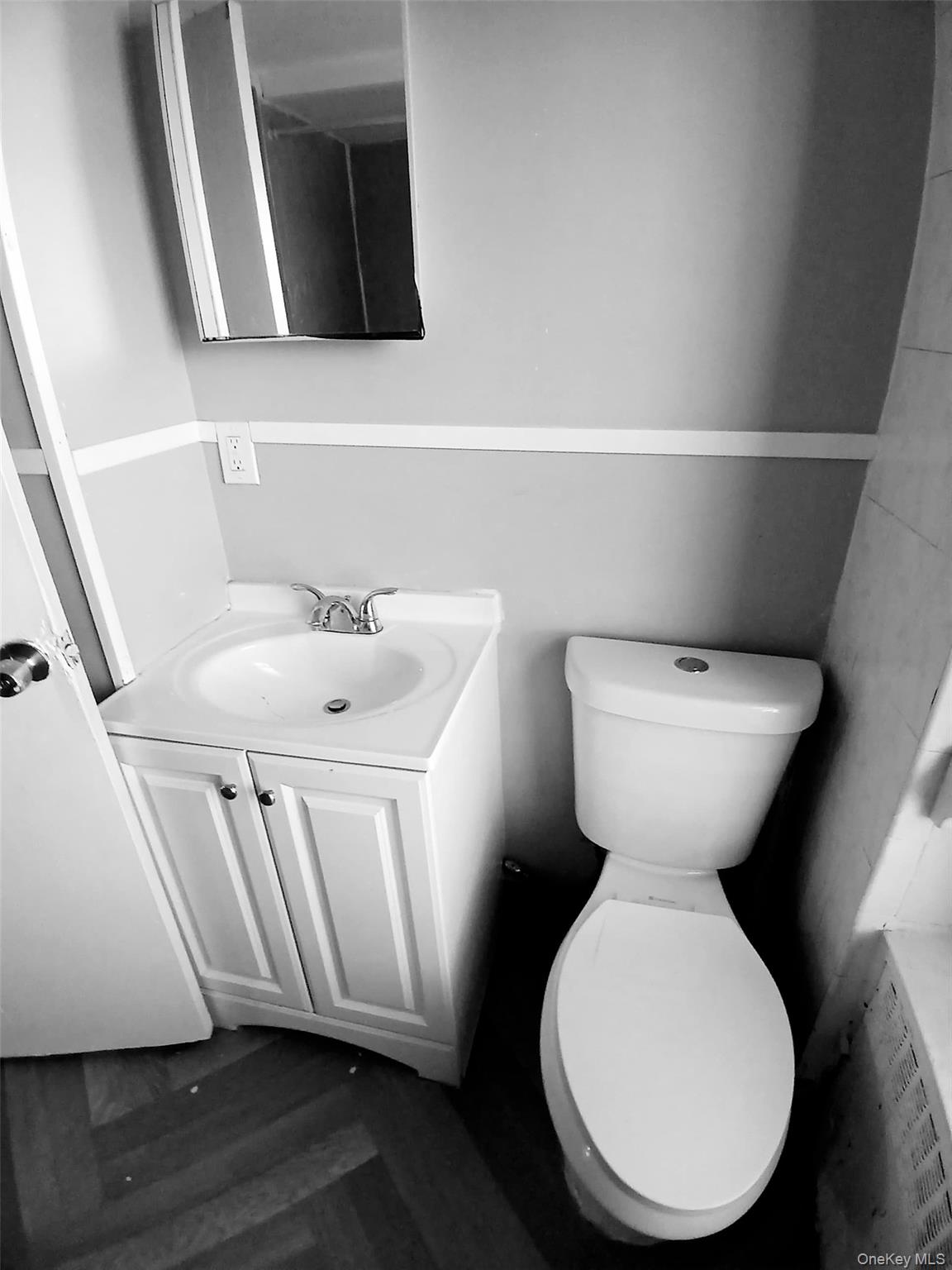 #8 photo, 40 Benkard Avenue, Newburgh , NY 12550