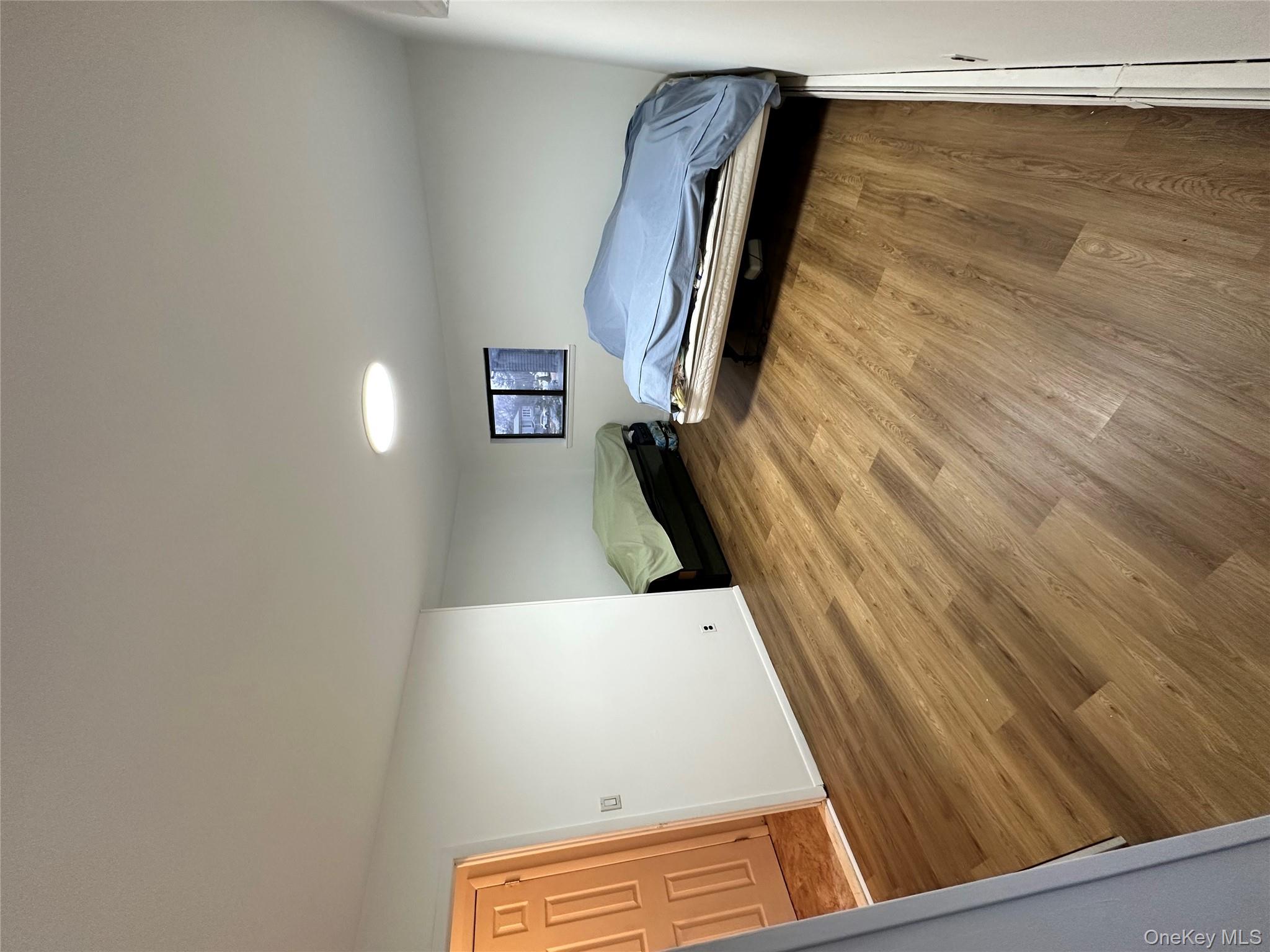 #13 photo, 14 Nagle, מחוז סאפוק Central Islip , NY 11722