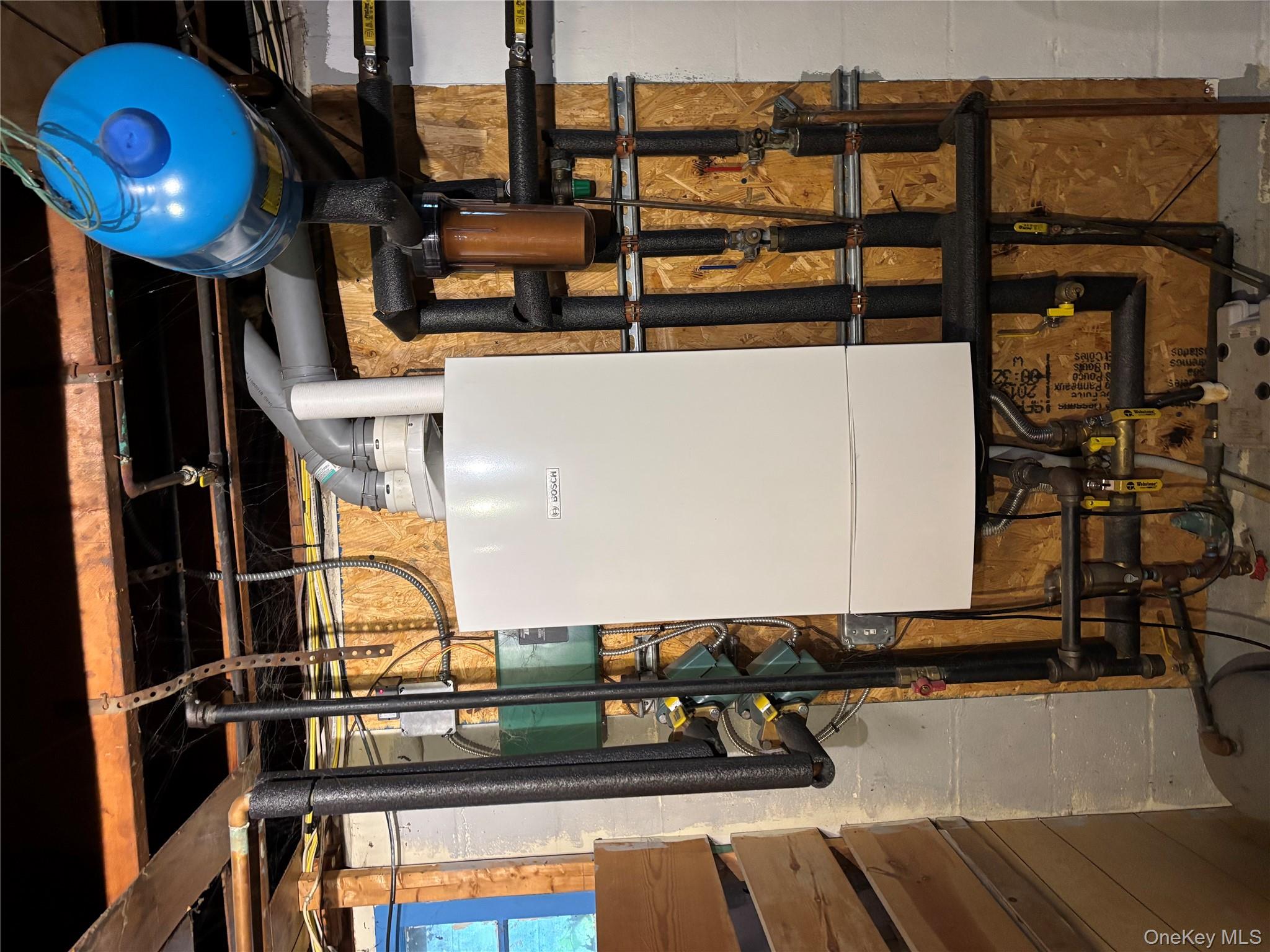 #10 photo, 1262 Saxon Avenue, सफ़ोक काउंटी Bay Shore , NY 11706