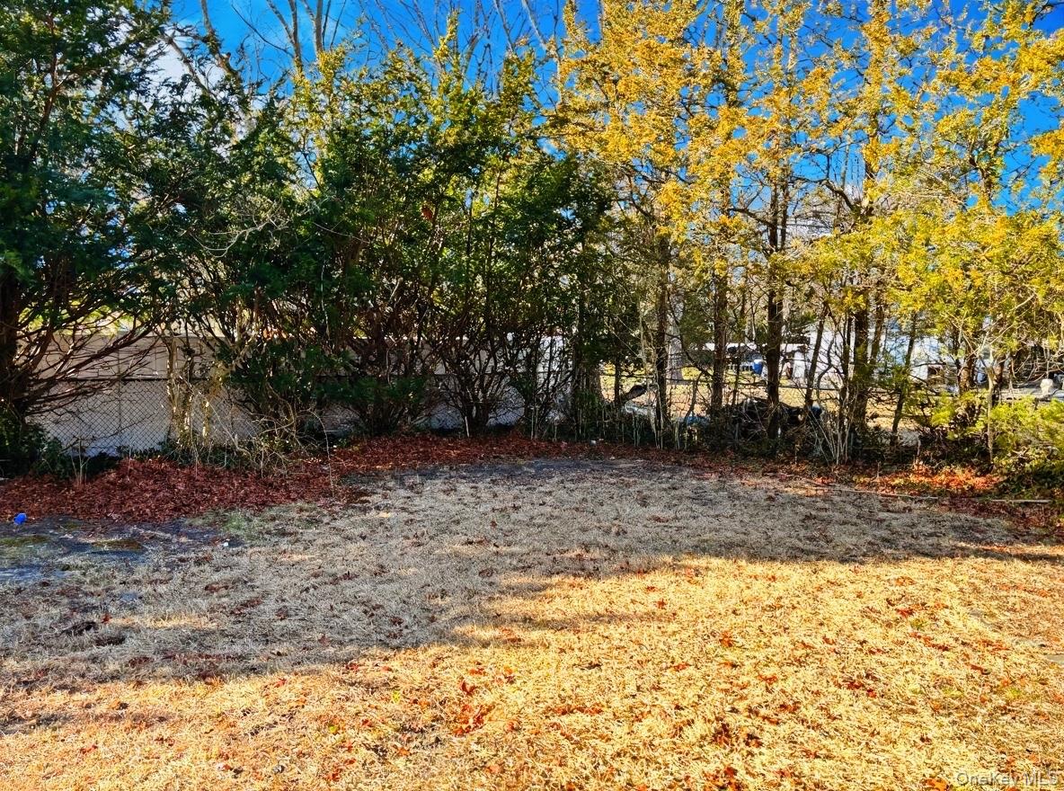 #6 photo, 1262 Saxon Avenue, सफ़ोक काउंटी Bay Shore , NY 11706