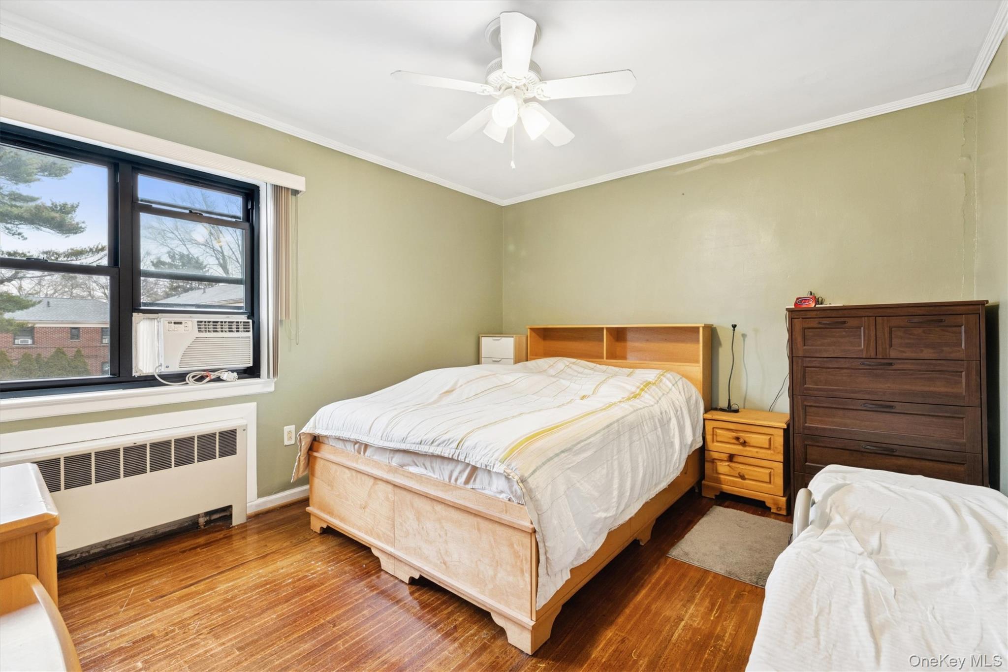 #6 photo, 74-22 220th, 皇后区 Oakland Gardens , NY 11364