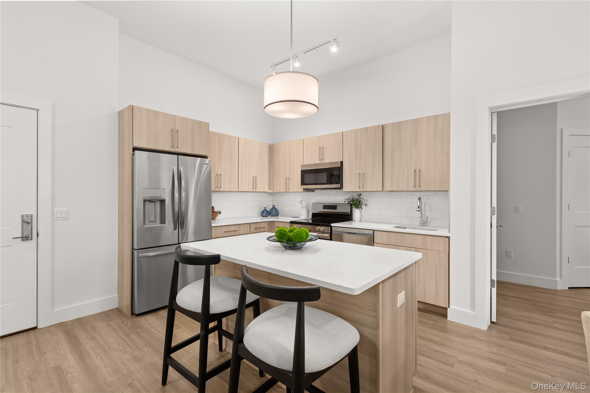 #11 photo, 4180 Sunrise Highway, Oakdale , NY 11716