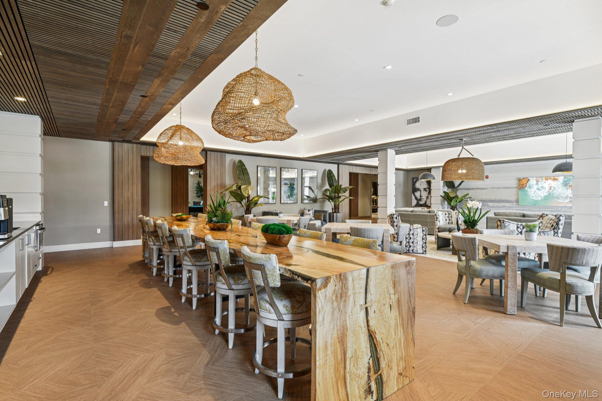 #4 photo, 4180 Sunrise Highway, Oakdale , NY 11716