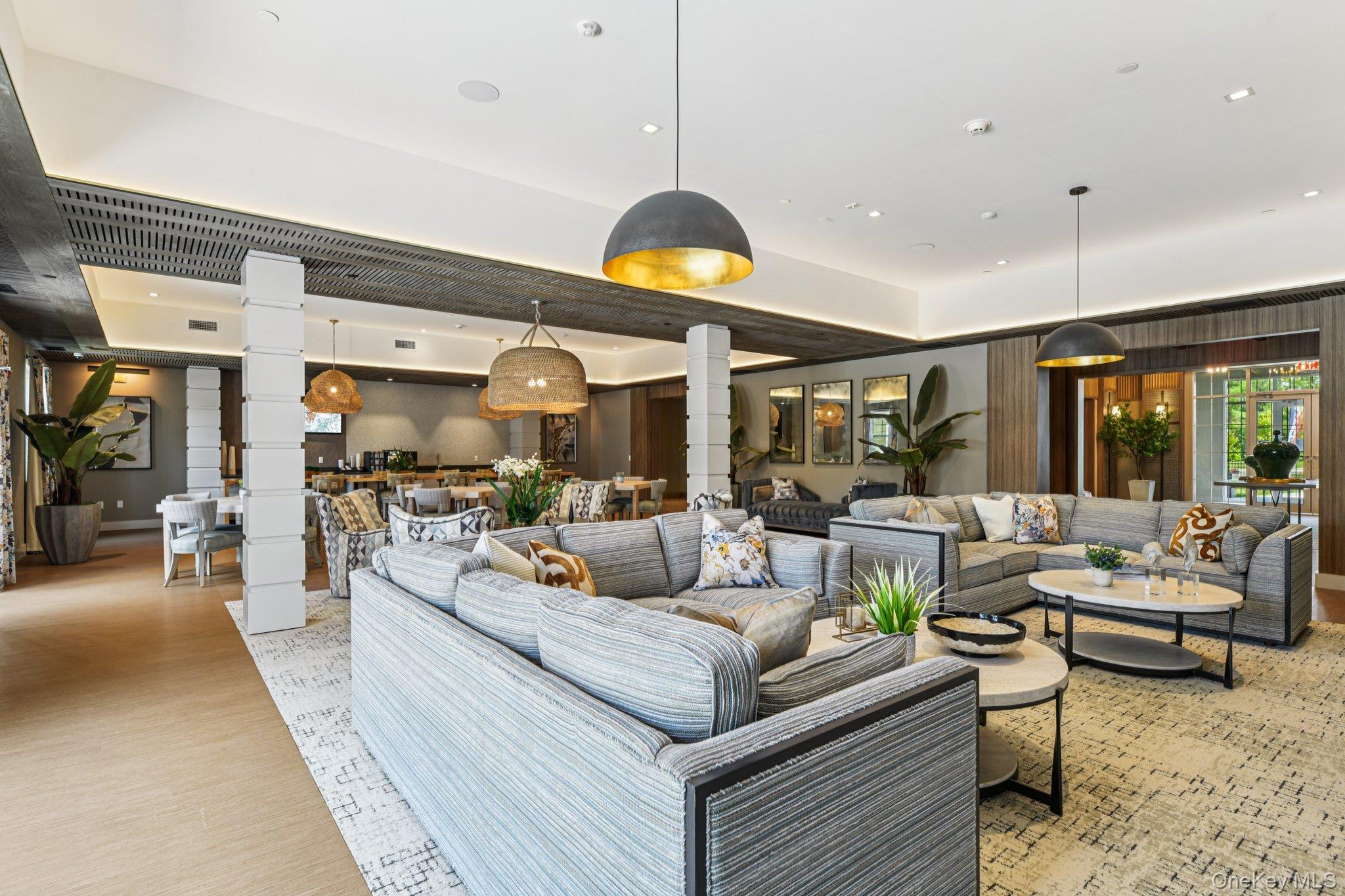 #5 photo, 4180 Sunrise Highway, Oakdale , NY 11716