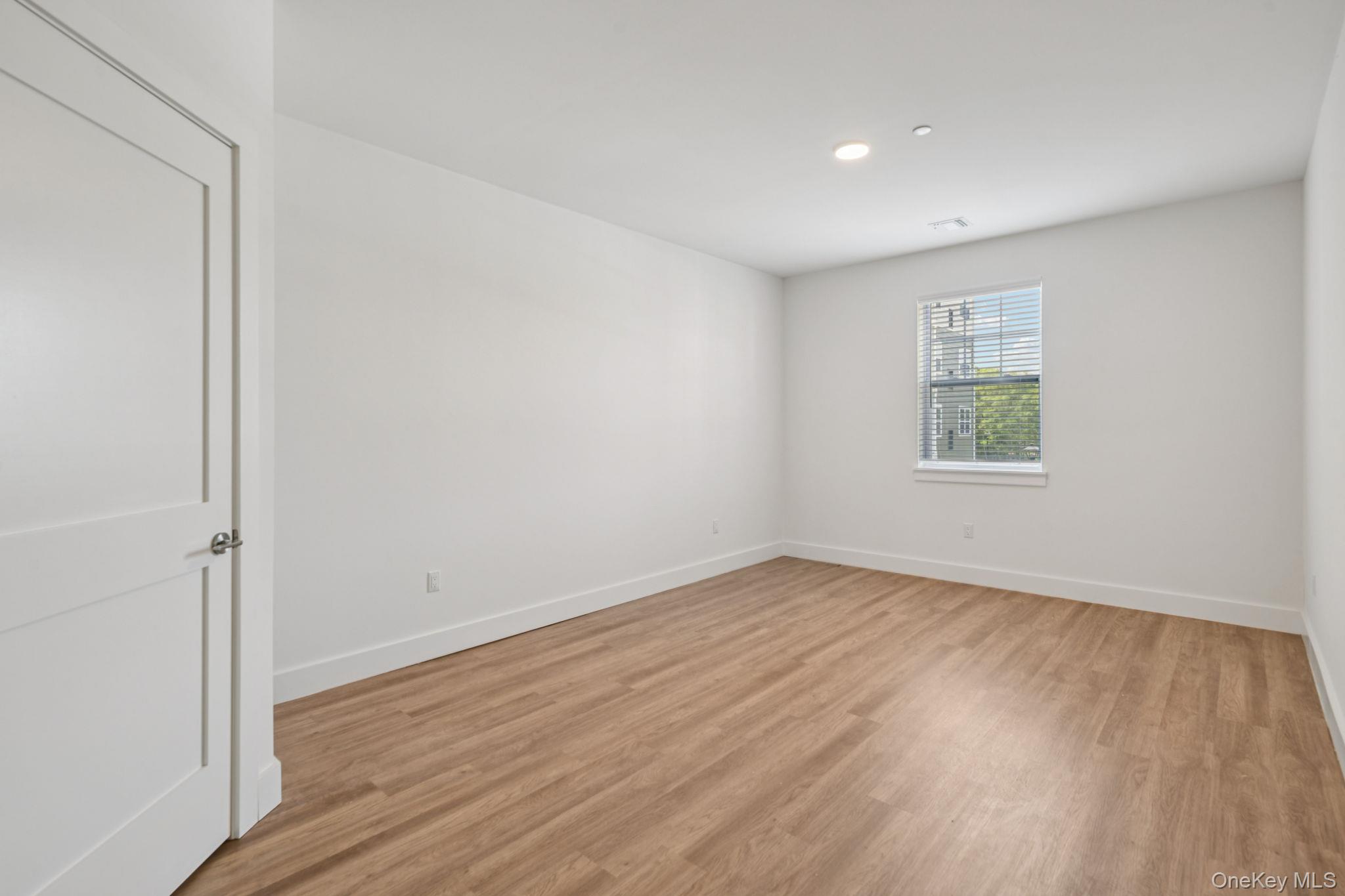 #15 photo, 4180 Sunrise Highway, Oakdale , NY 11716