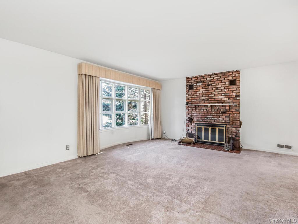 #5 photo, 28 Moore Street, Hartsdale , NY 10530