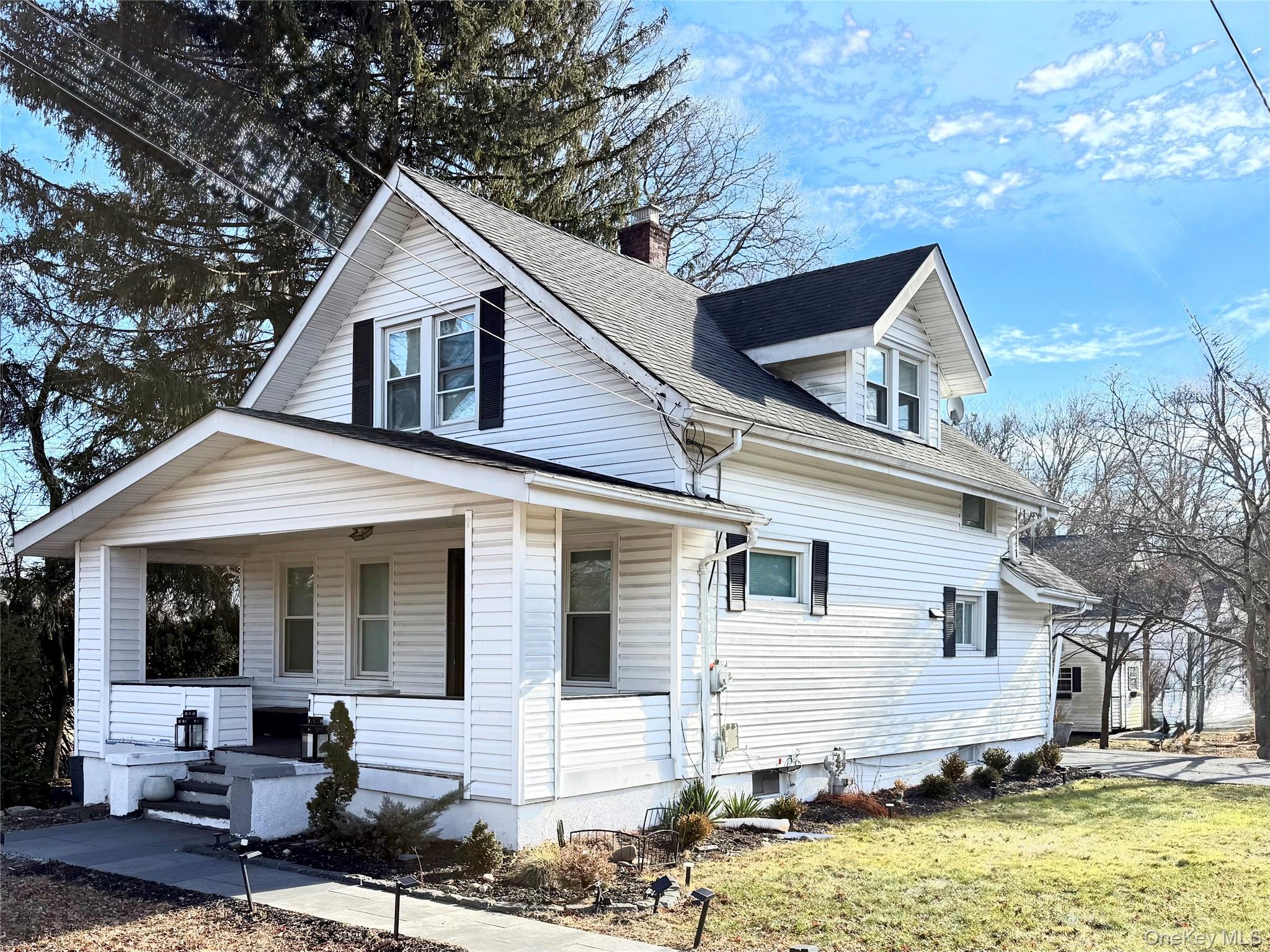 #1 photo, 12 E Nauraushaun Avenue, Pearl River , NY 10965