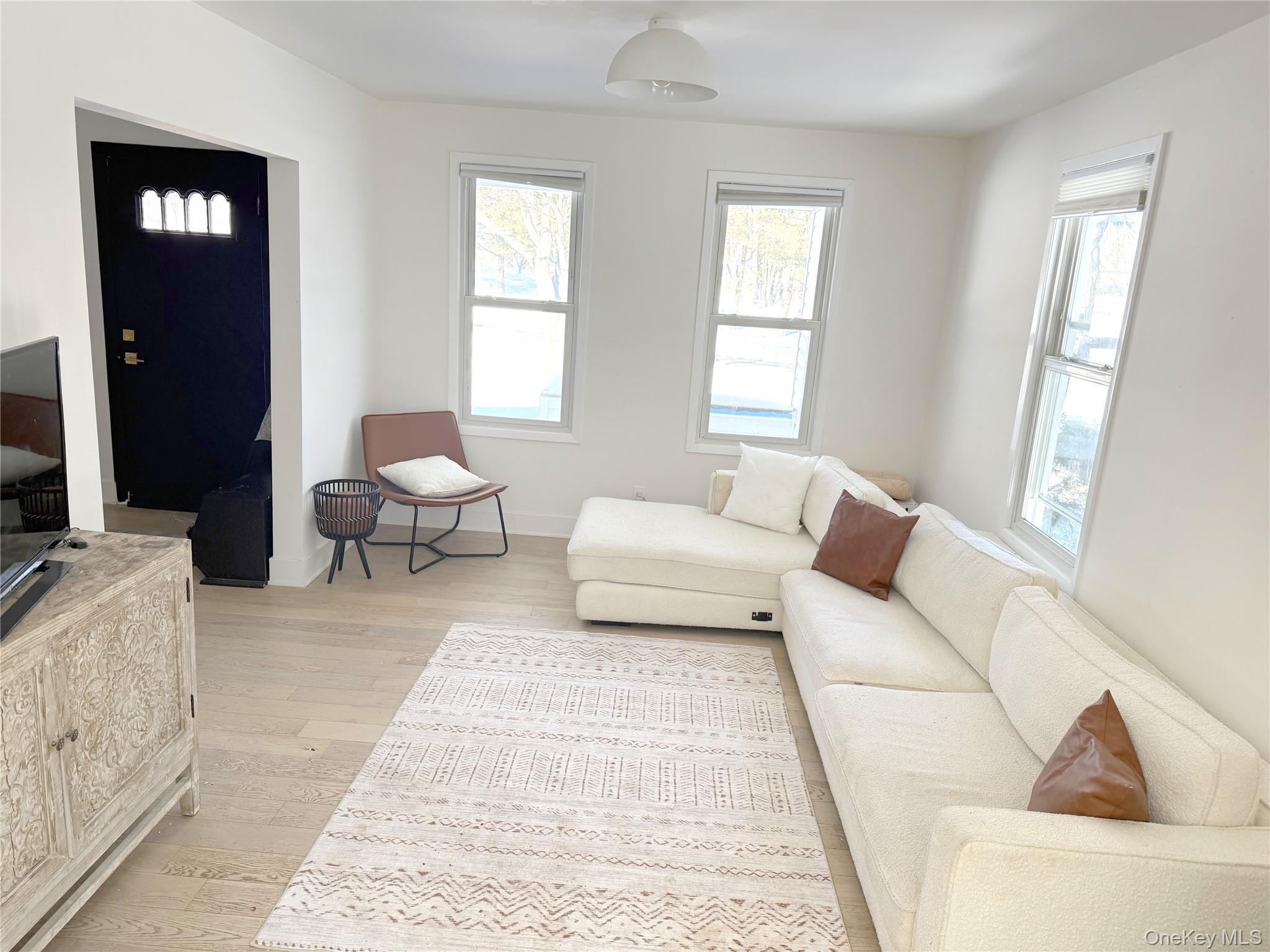 #12 photo, 12 E Nauraushaun Avenue, Pearl River , NY 10965