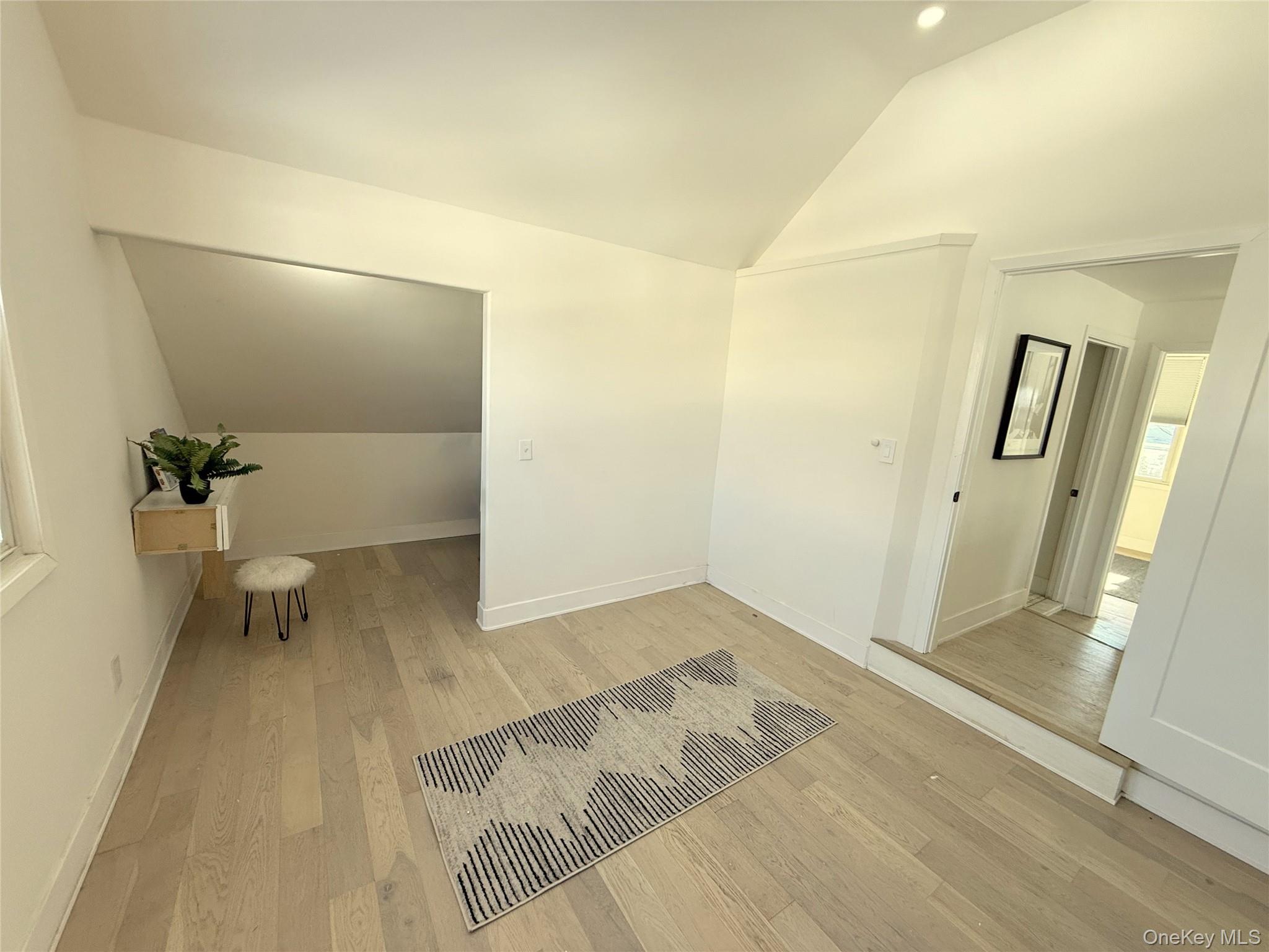 #19 photo, 12 E Nauraushaun Avenue, Pearl River , NY 10965