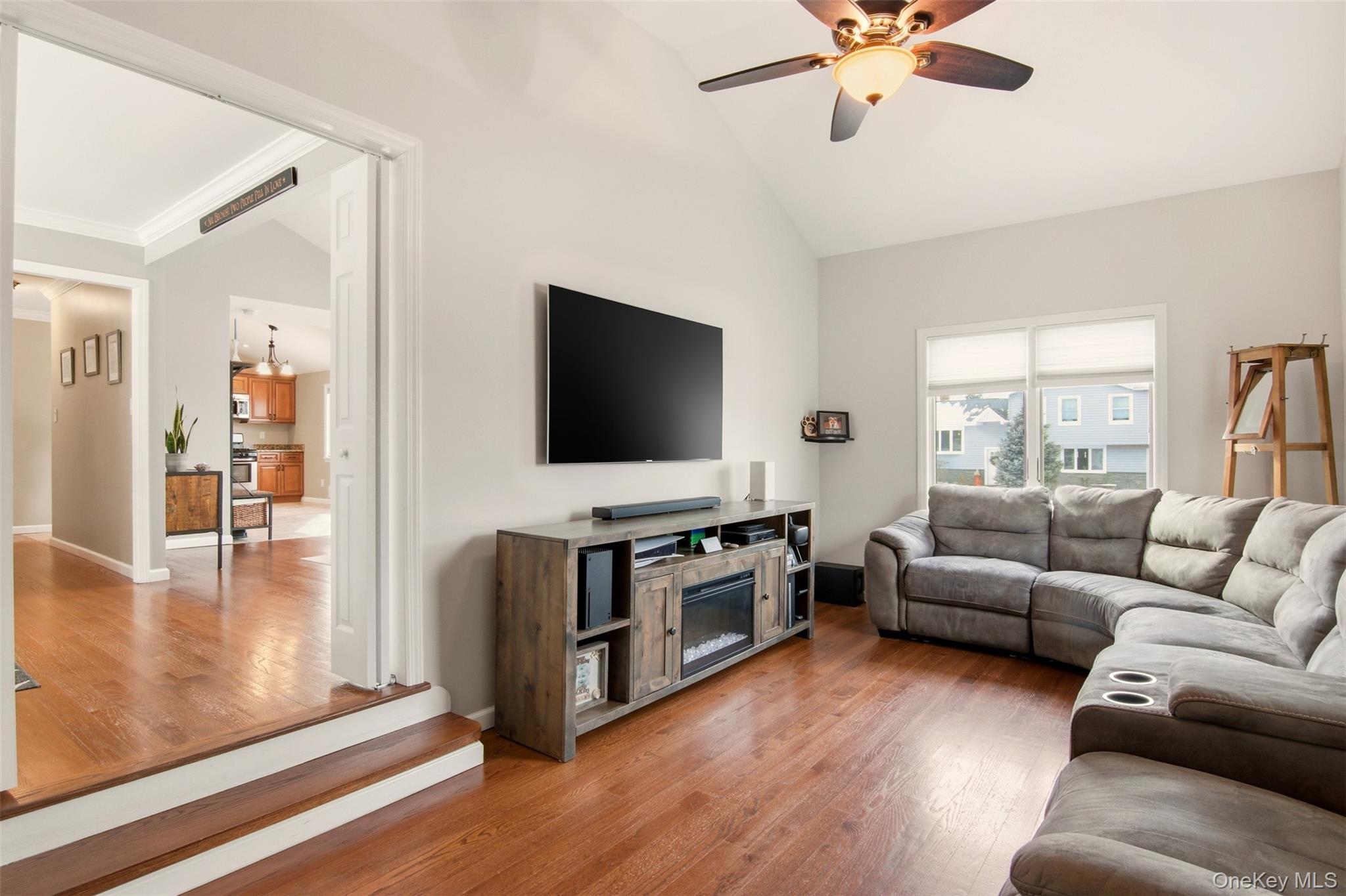 #14 photo, 323 Broadway, Port Jefferson Station , NY 11776