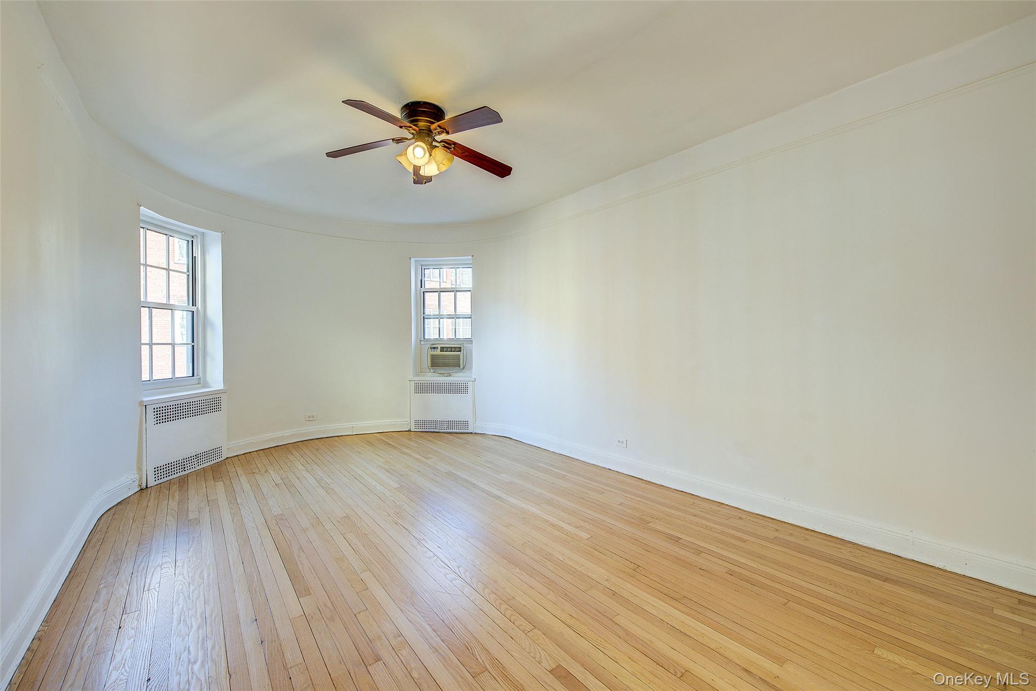 #17 photo, 35-25 77 Street, Jackson Heights , NY 11372