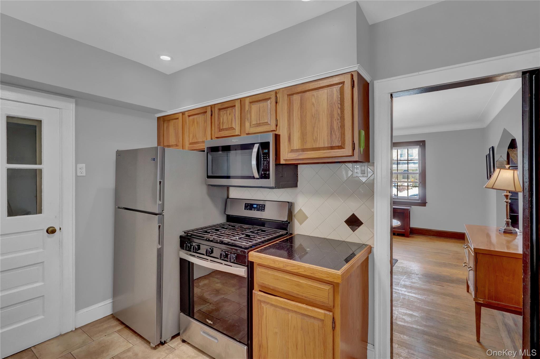 #11 photo, 15 Donald Place, 長島 East Rockaway , NY 11518