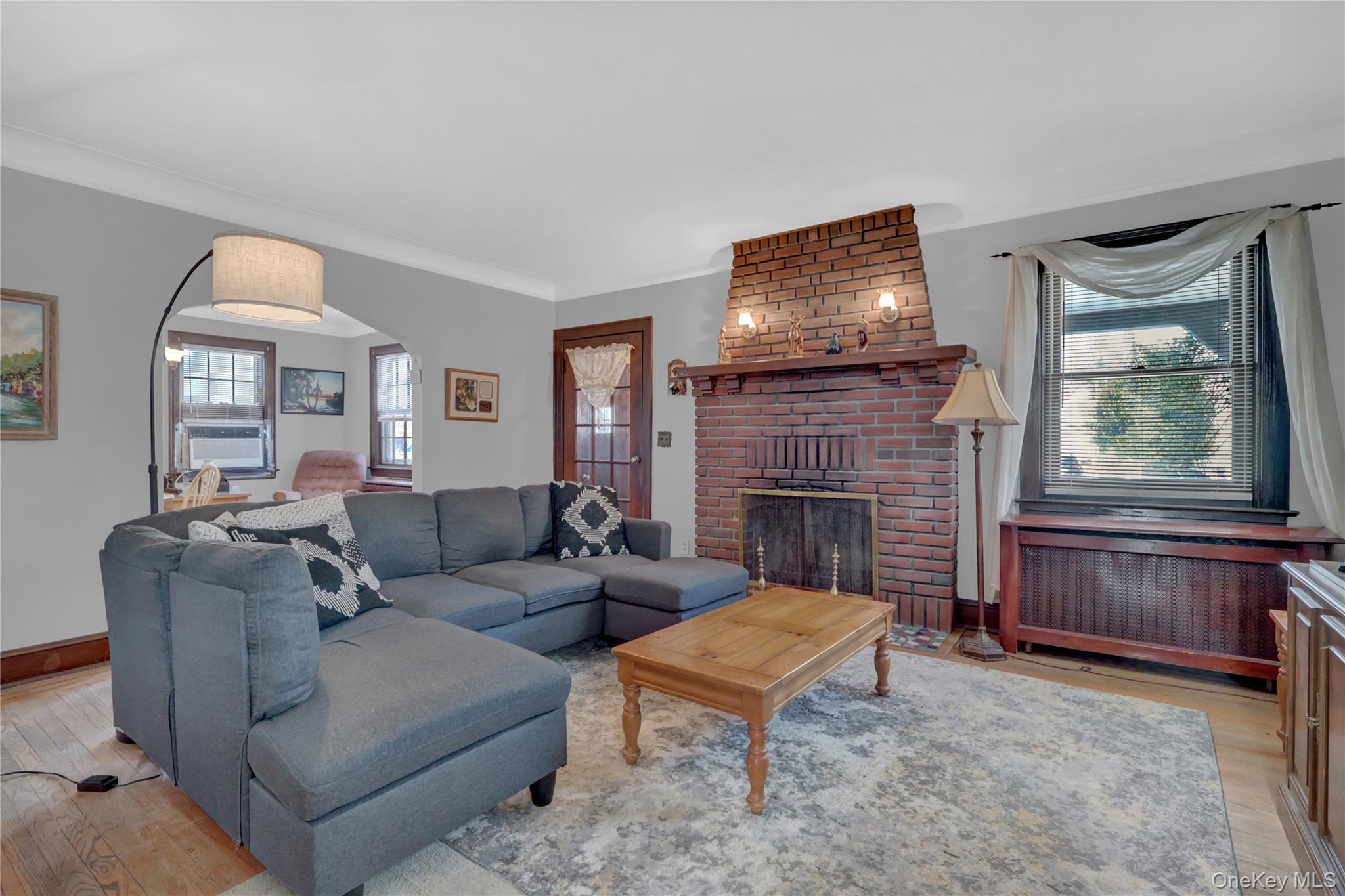 #6 photo, 15 Donald Place, 長島 East Rockaway , NY 11518