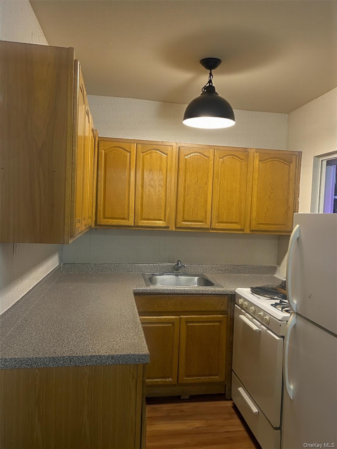 #2 photo, 590-600 Fulton Avenue, מחוז נסאו Hempstead , NY 11550