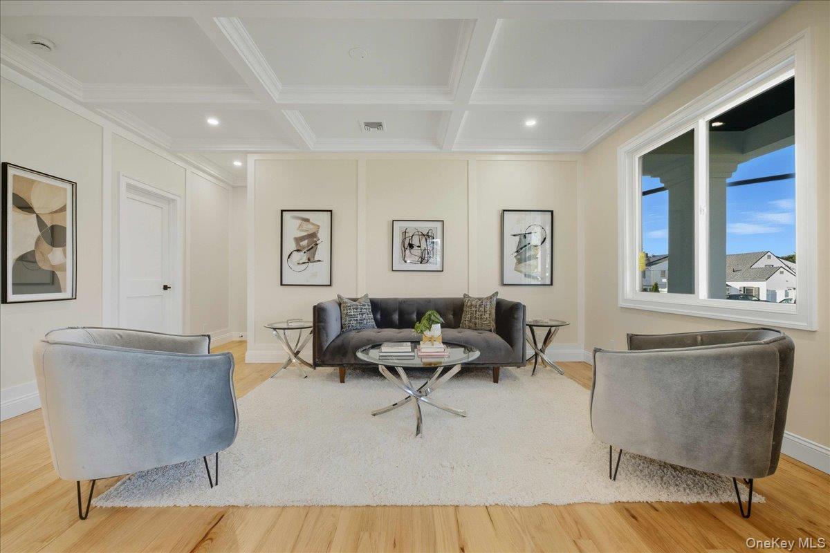 #4 photo, 3 Bentley Road, নাসাউ কাউন্টি Plainview , NY 11803