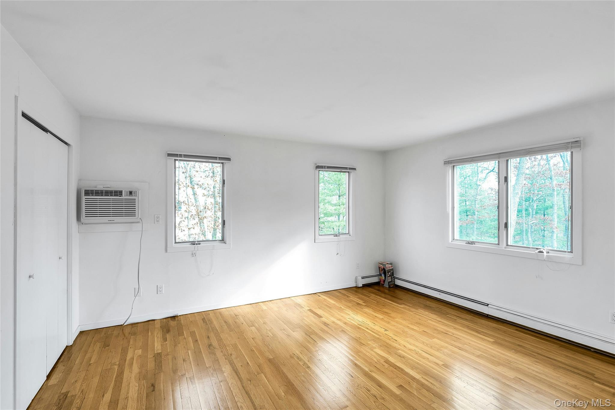 #14 photo, 23 Bellows Terrace, Hampton Bays , NY 11946