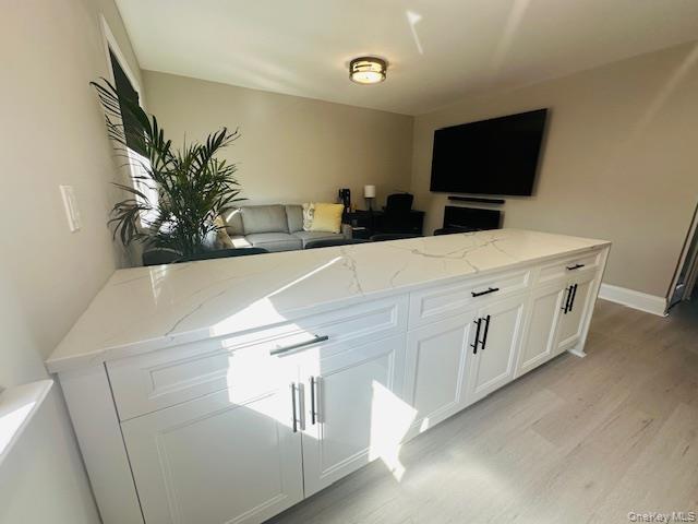 #3 photo, 81-22 77th Avenue, Куинс ‖ Glendale , NY 11385